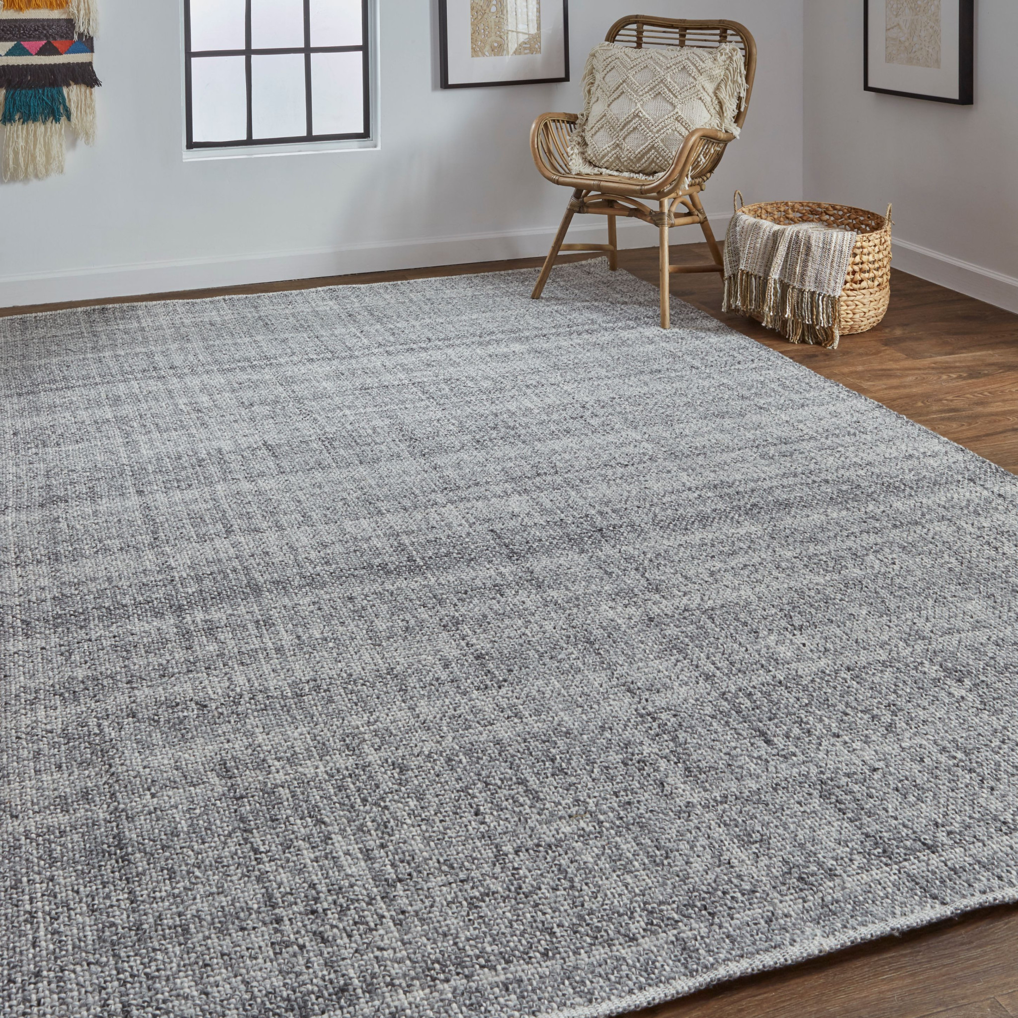 9" X 12" Gray Hand Woven Area Rug