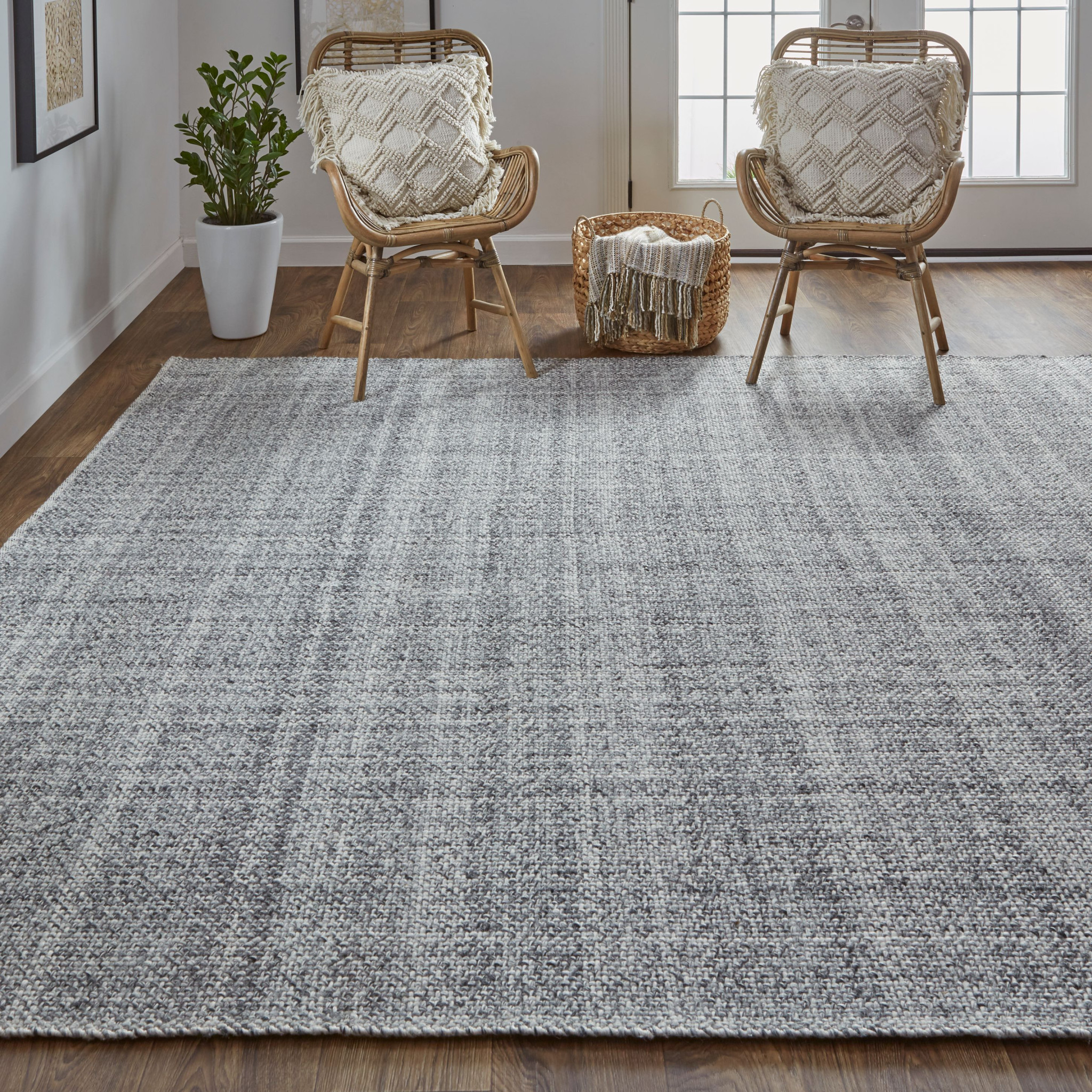 9" X 12" Gray Hand Woven Area Rug