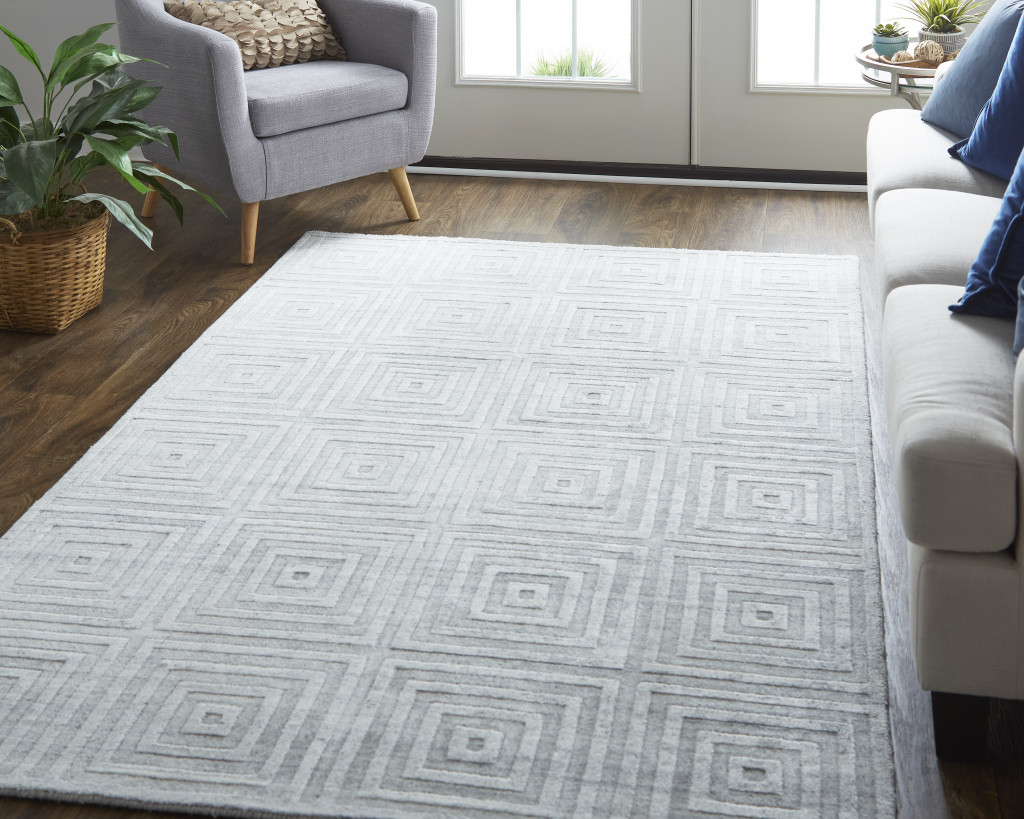 4 X 6 White And Silver Striped Hand Woven Area Rug