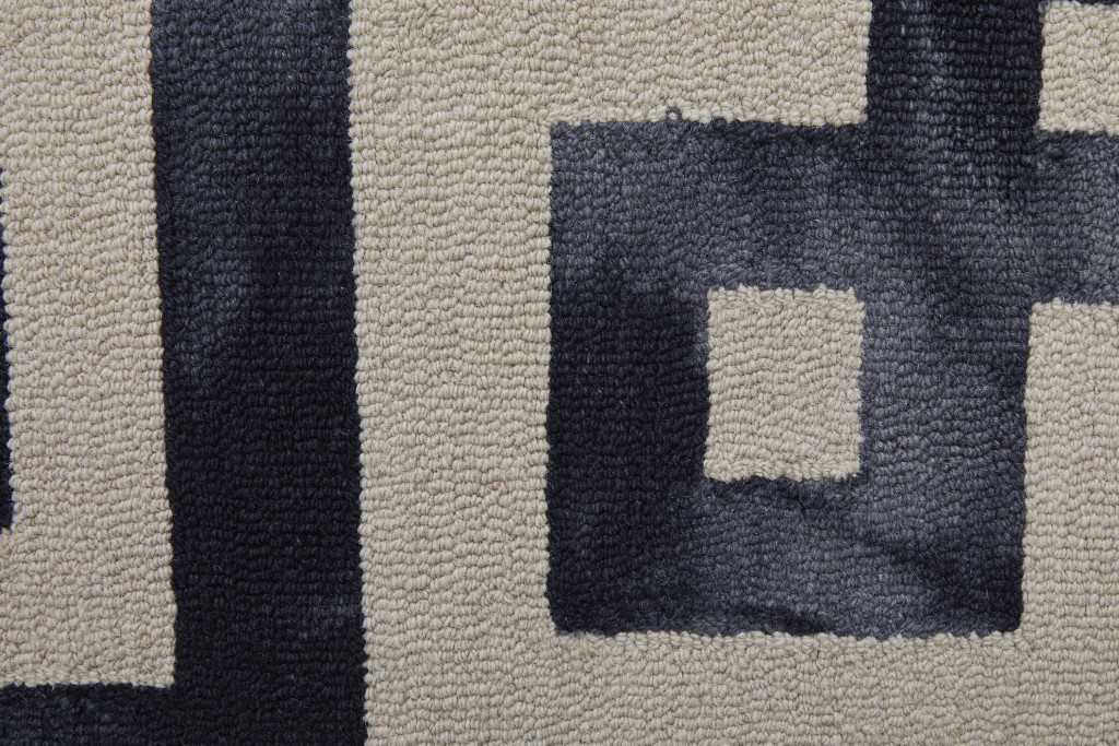 2" X 3" Ivory And Black Wool Tufted Handmade Area Rug