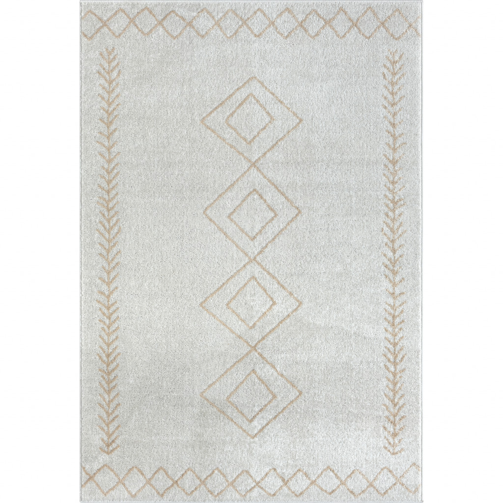 5" X 7" Cream Diamond Area Rug