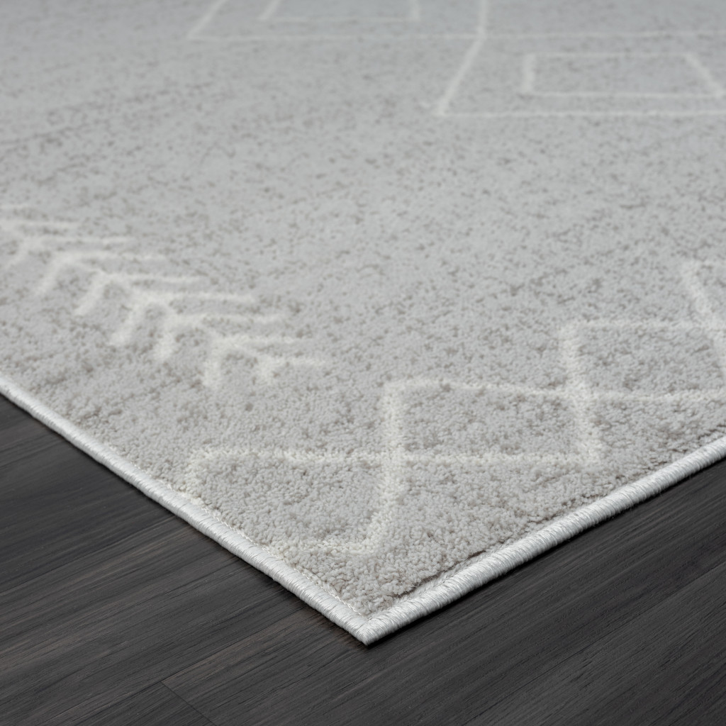 5" X 7" Gray Diamond Area Rug