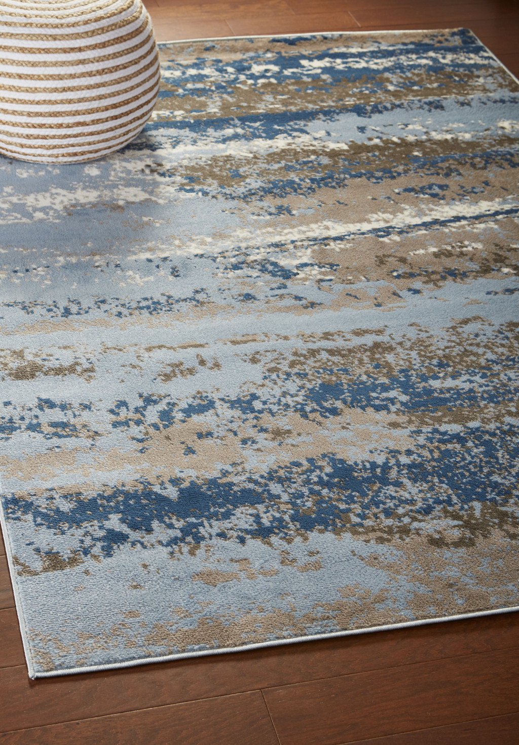 8" X 10" Blue Abstract Area Rug