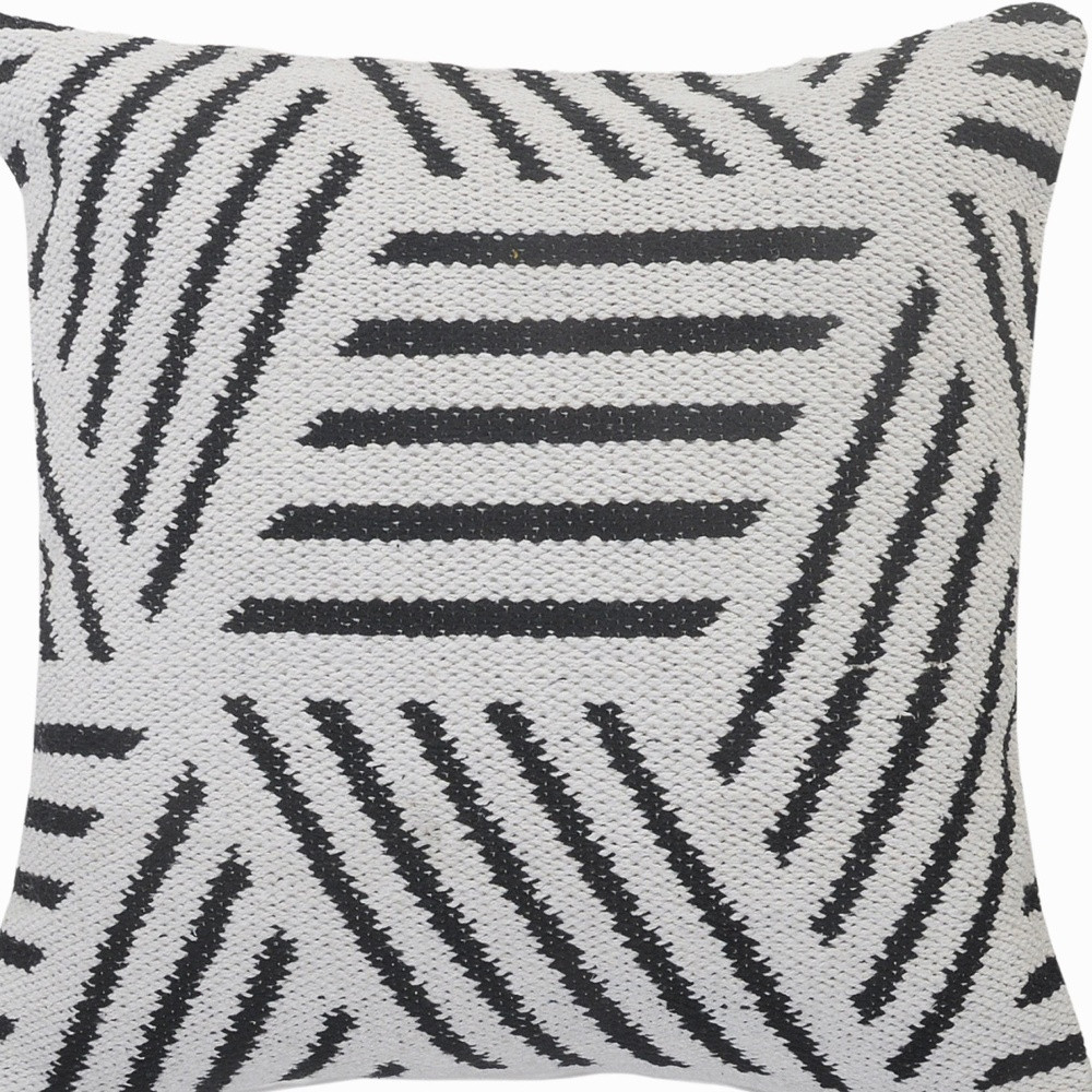 20" X 20" Black And White 100% Cotton Geometric Zippered Pillow