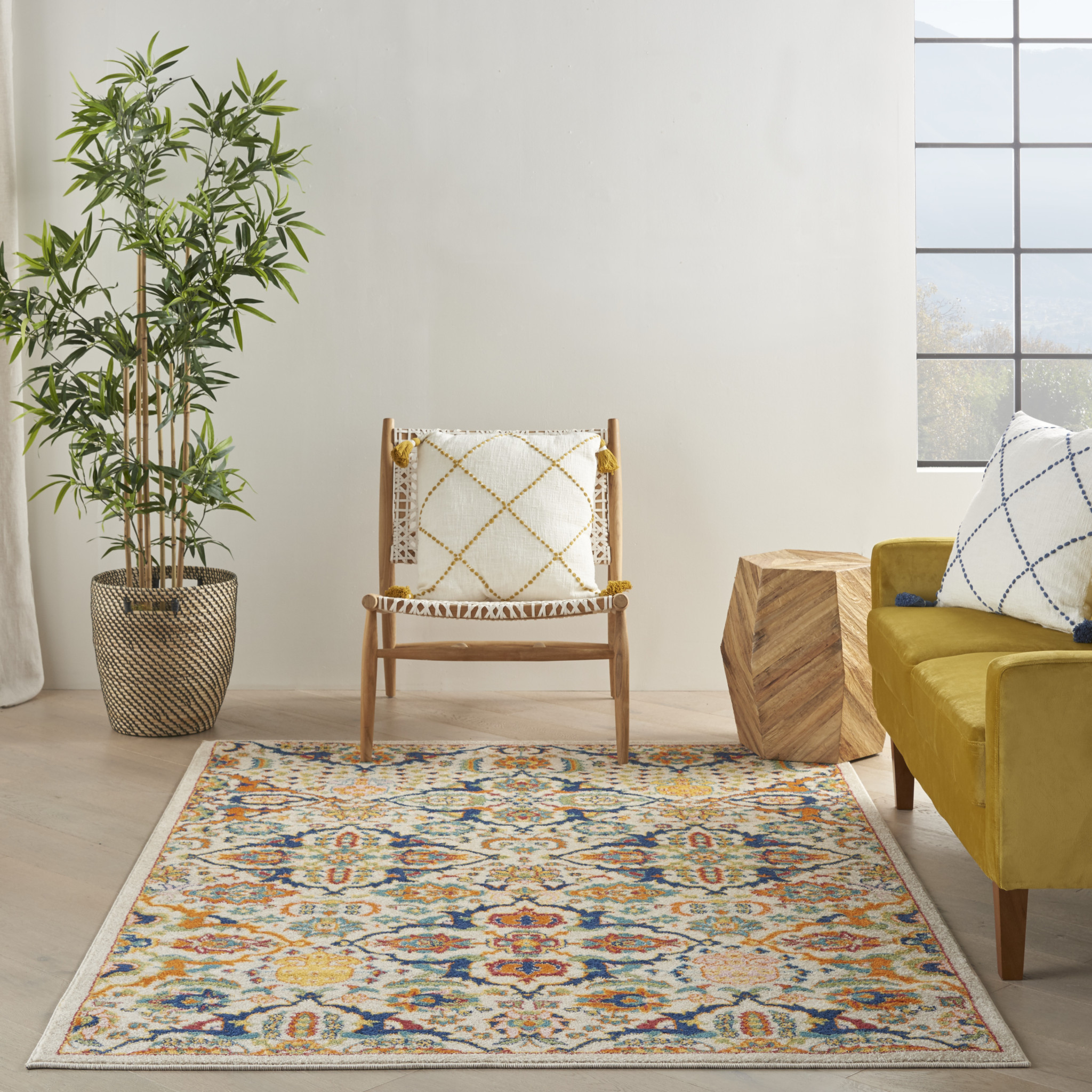 5" X 7" Ivory Floral Power Loom Area Rug