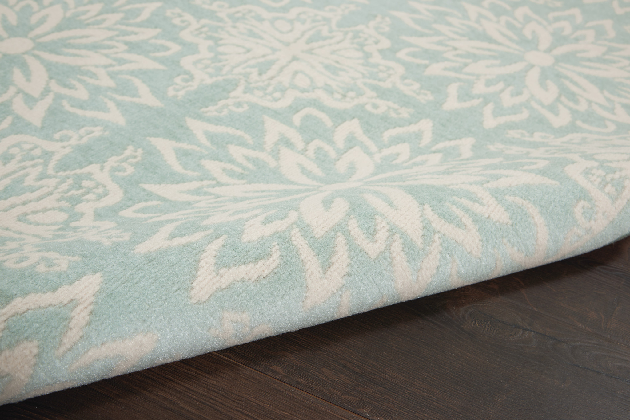 4" X 6" Aqua Floral Power Loom Area Rug