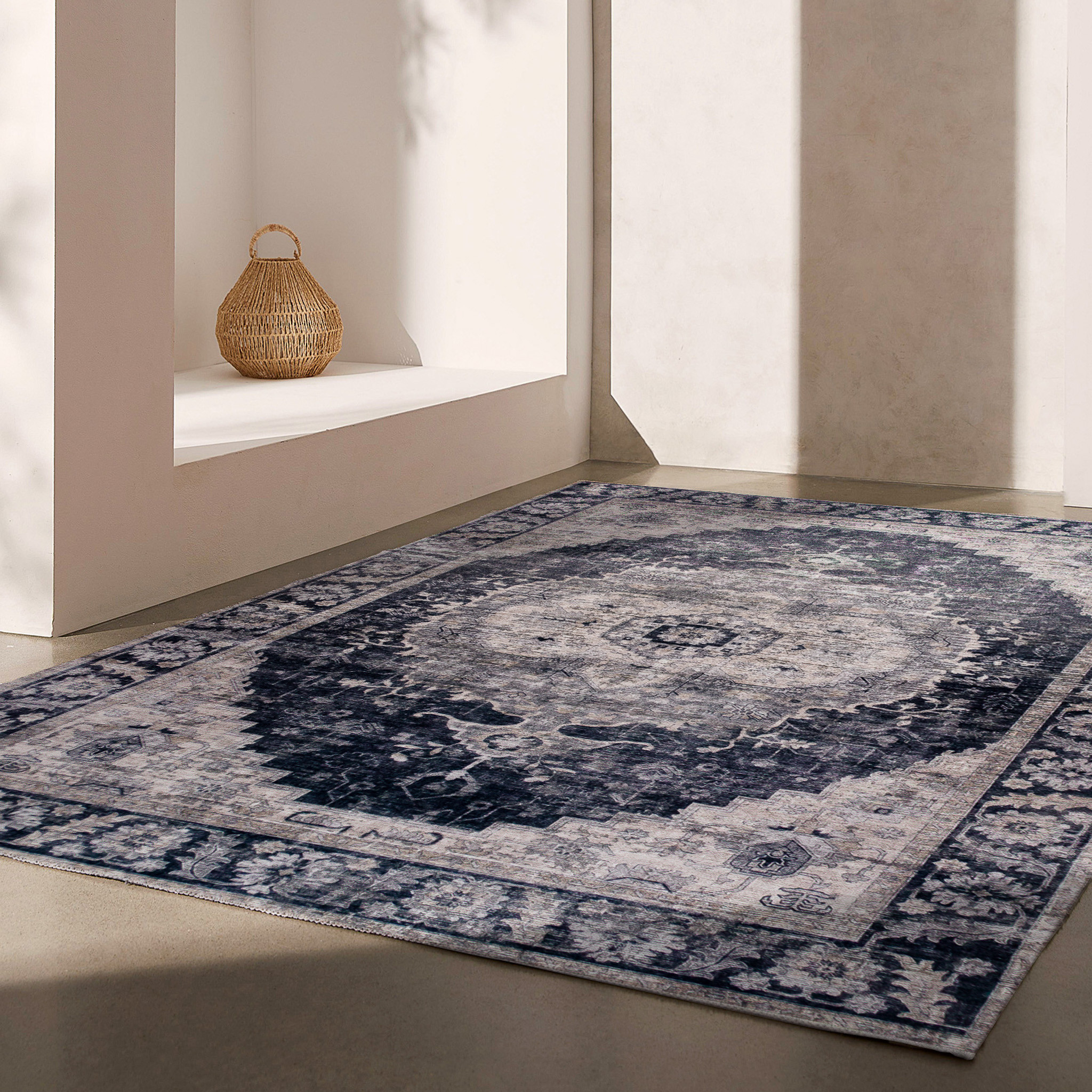 5 x 8 Black and gray Oriental Area Rug