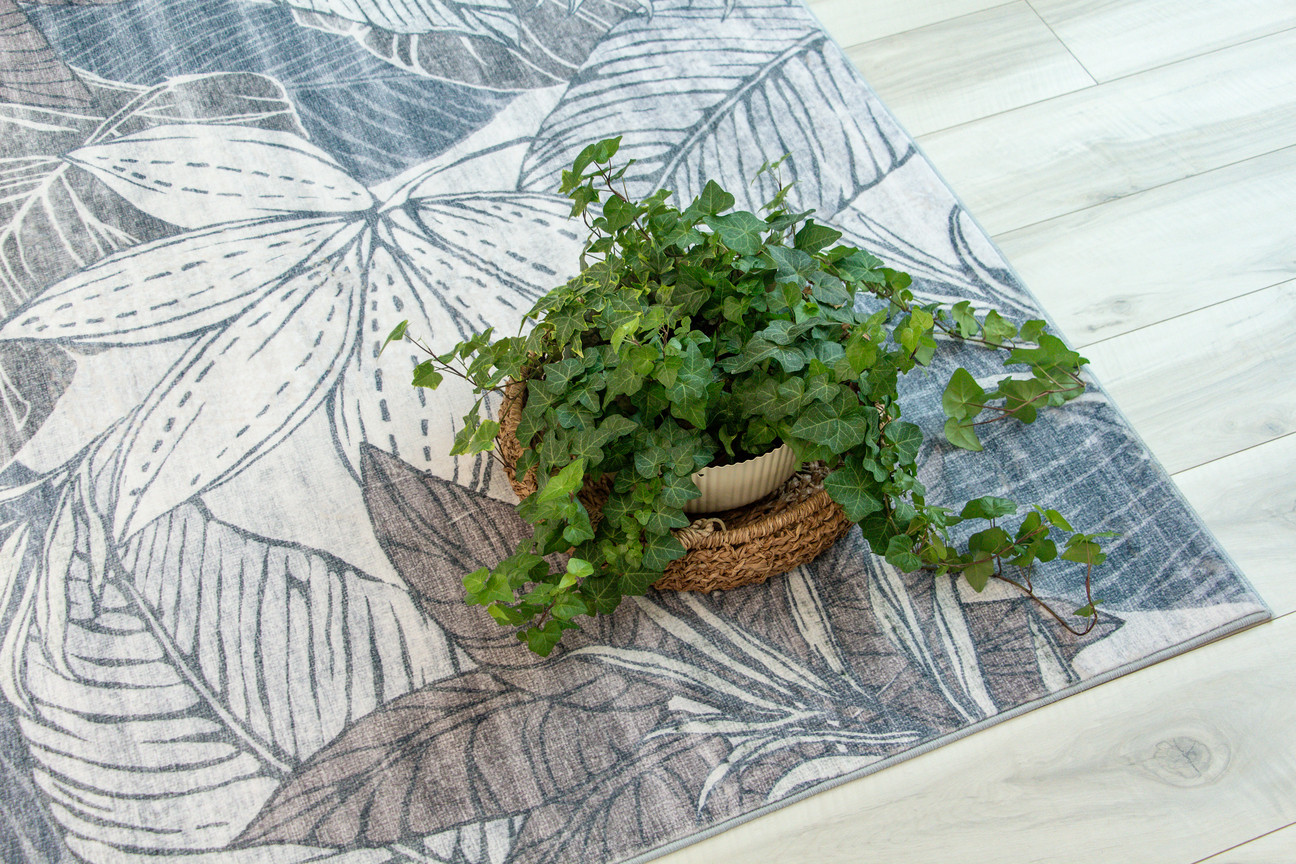 7" X 10" Gray and Brown Floral Distressed Area Rug