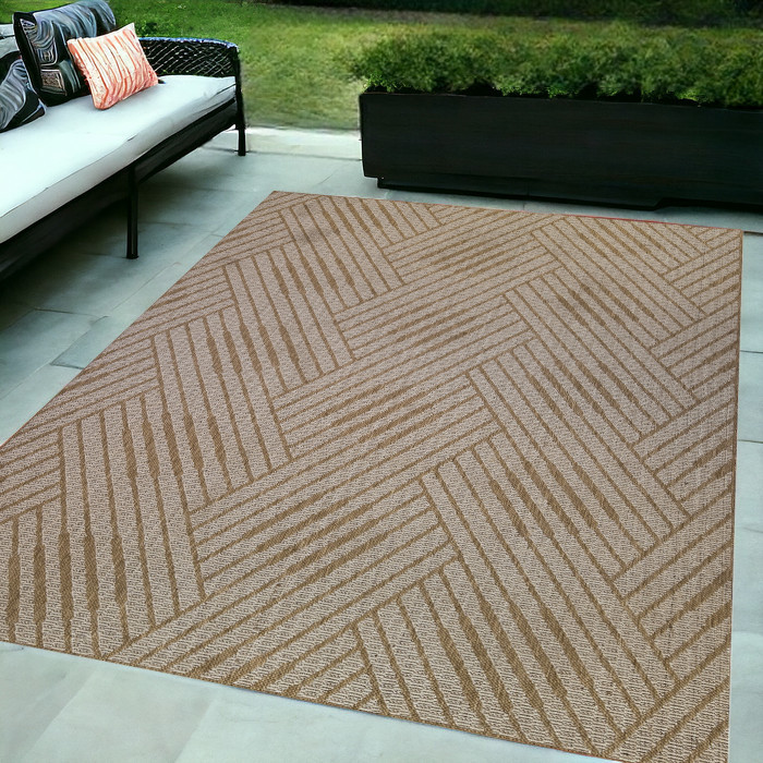 6' x 9' Beige Geometric Stain Resistant Indoor Outdoor Area Rug-531631-1