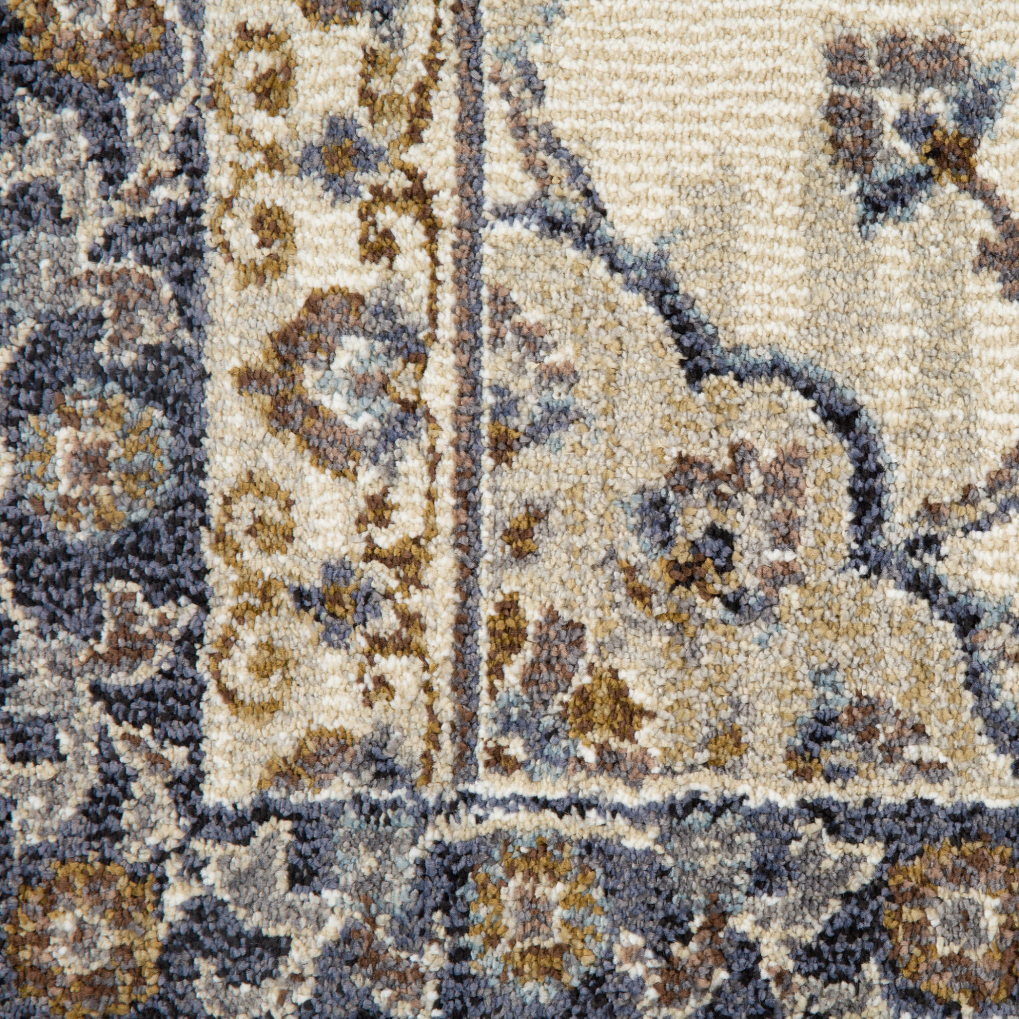 5 x 7 gray and Ivory Floral Power Loom Area Rug