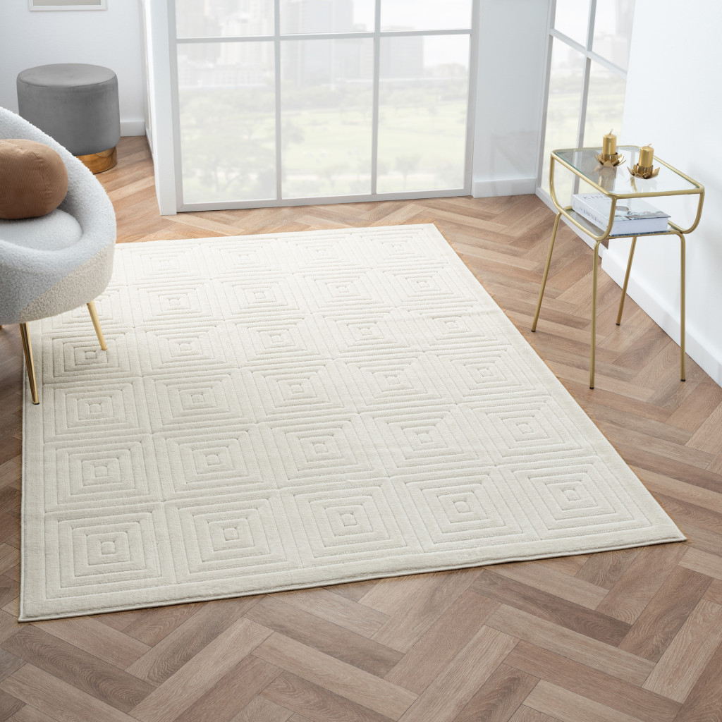 5" X 7" Ivory Geometric Area Rug