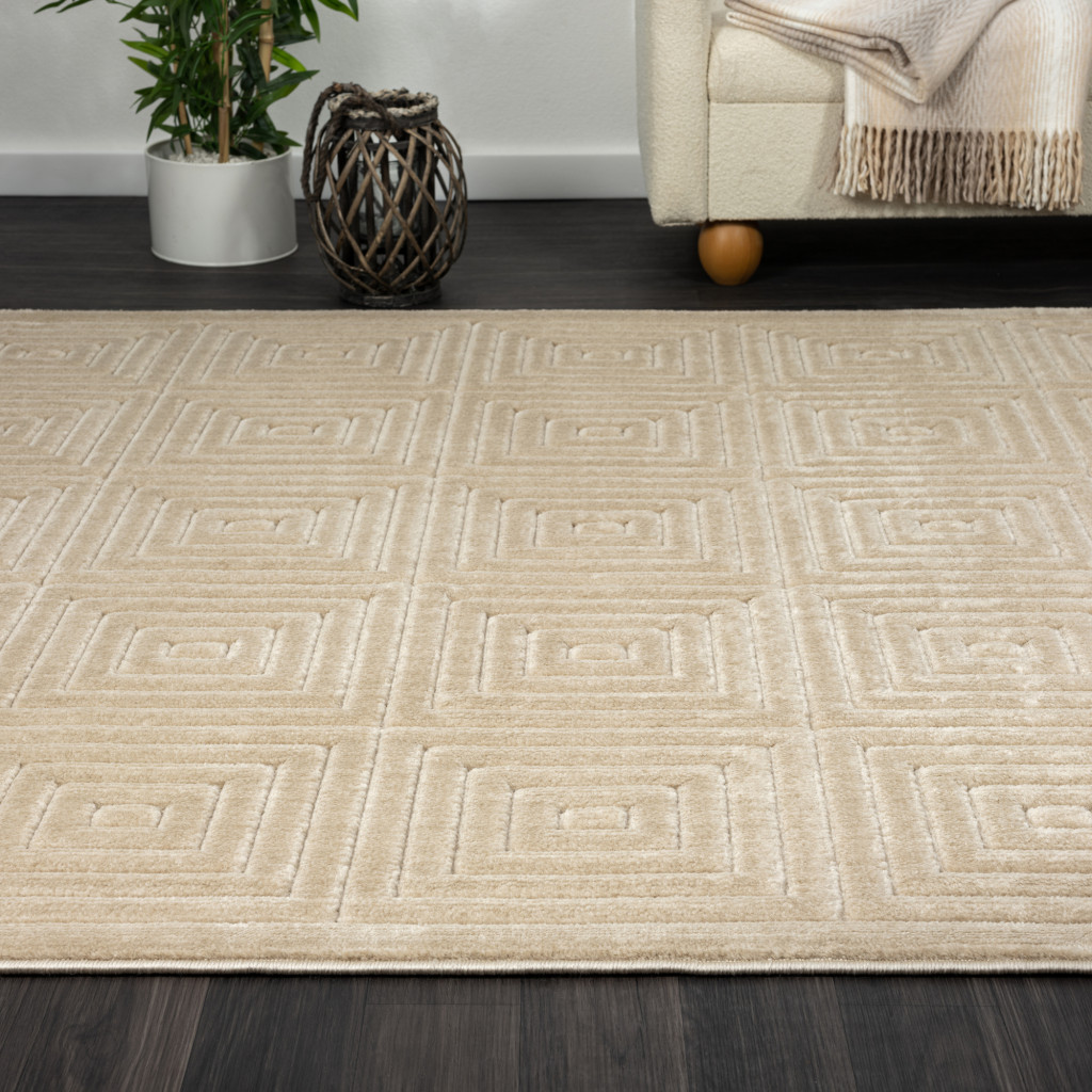5" X 7" Beige Geometric Area Rug