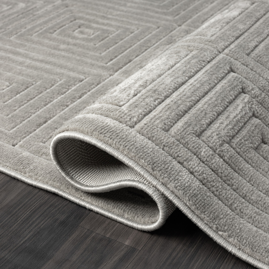 5" X 7" Gray Geometric Area Rug