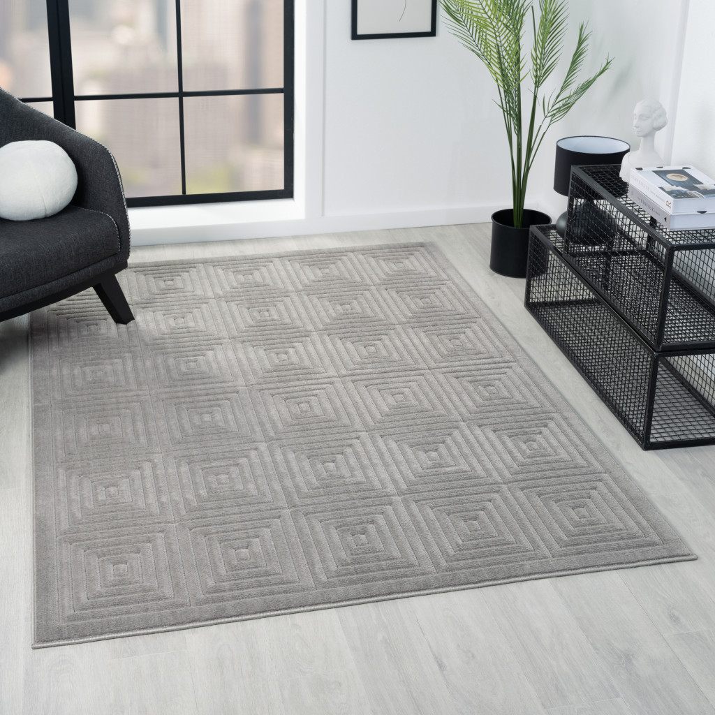5" X 7" Gray Geometric Area Rug