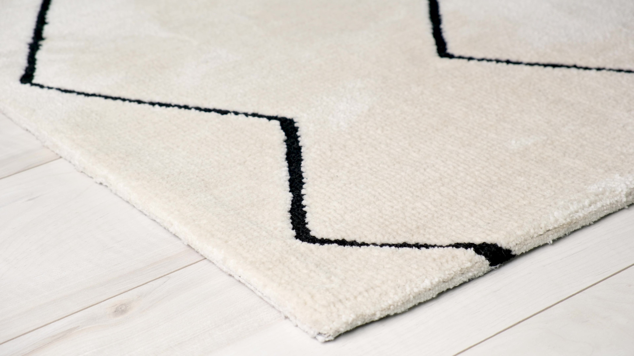 5" X 8" Beige and Black Geometric Power Loom Distressed Non Skid Area Rug