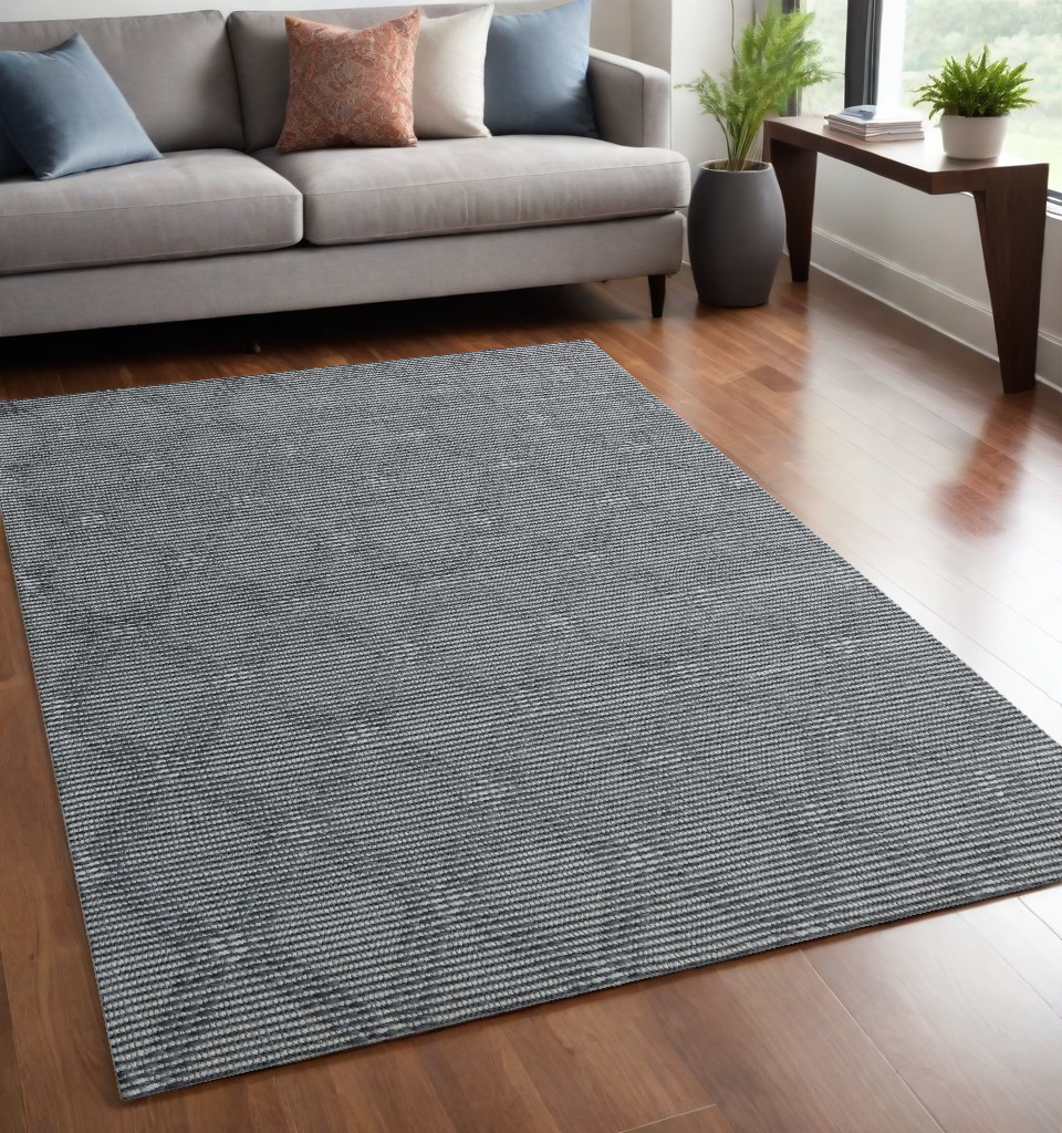 5' x 8' Gray and Ivory Geometric Hand Woven Non Skid Area Rug-544119-1
