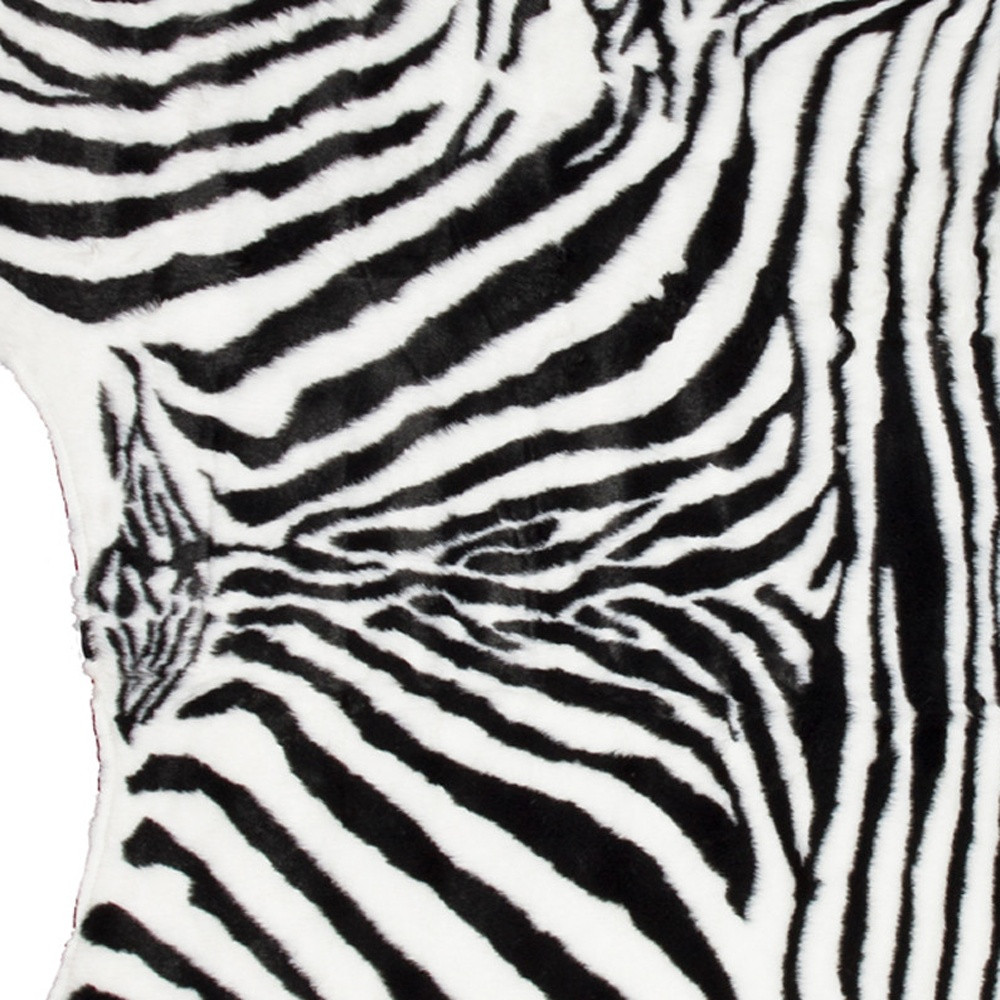 4" X 5" Black and White Faux Fur Printed Area Rug
