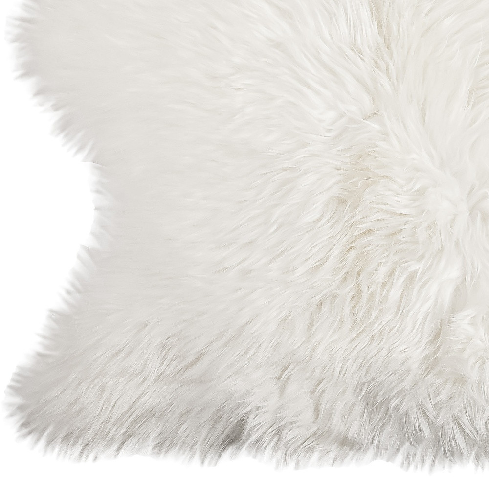 3" X 5" Off White Faux Sheepskin Printed Area Rug