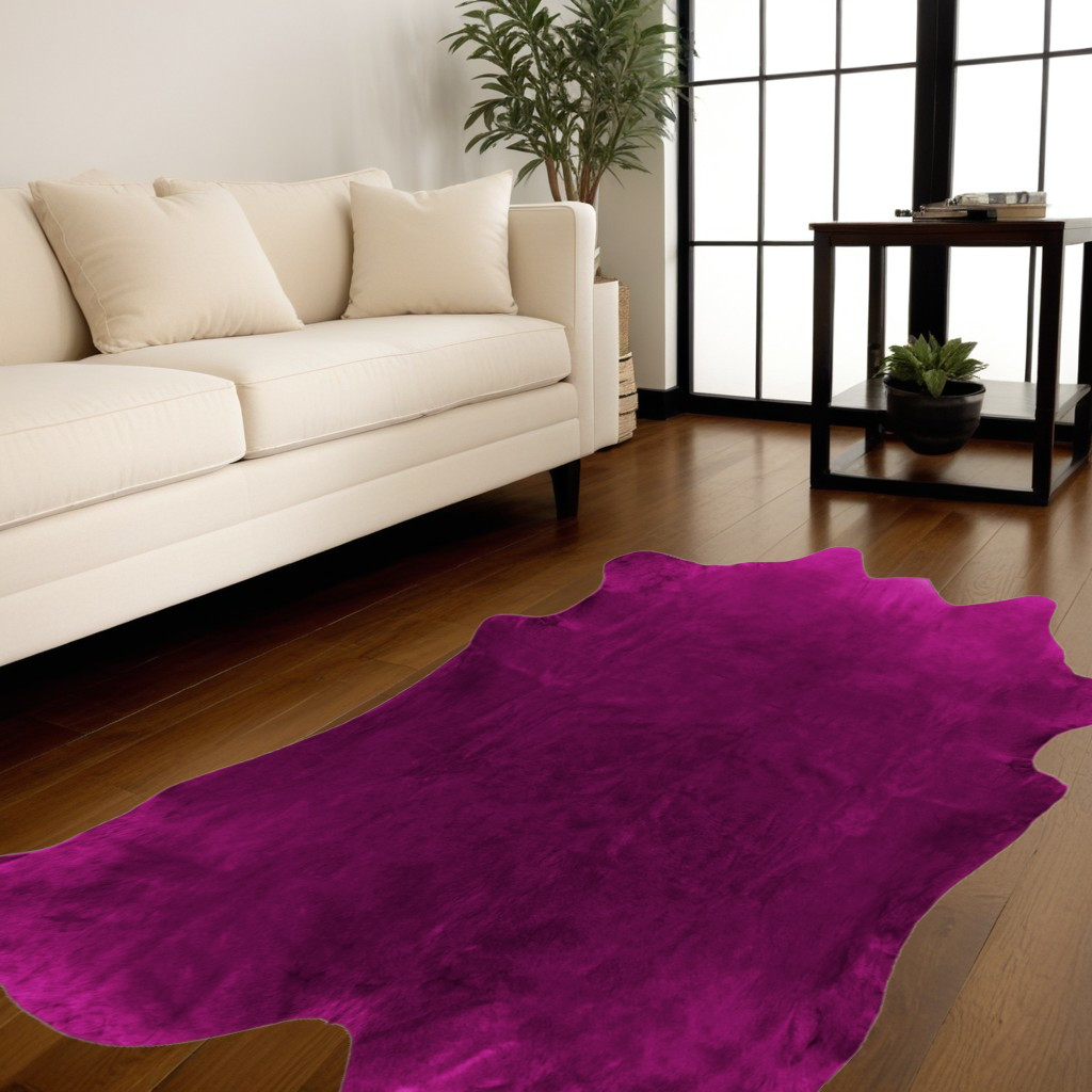 6' x 7' Purple Cowhide Hand Knotted Area Rug-544303-1