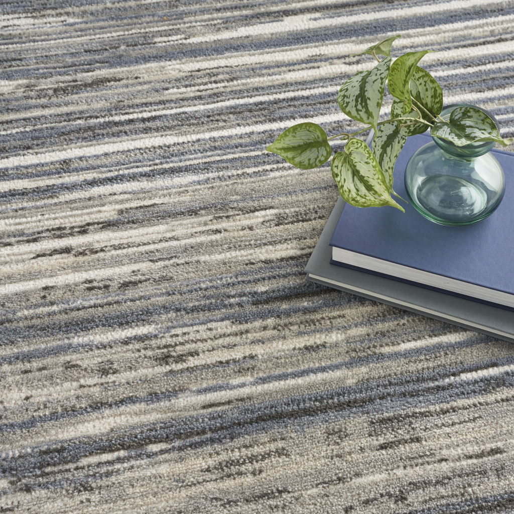 5" X 7" Cream Abstract Distressed Area Rug