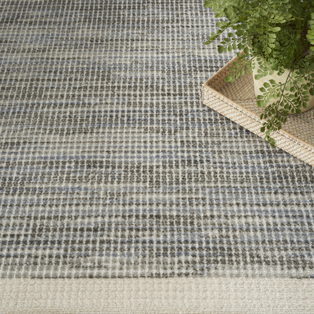 5" X 7" Gray Geometric Area Rug