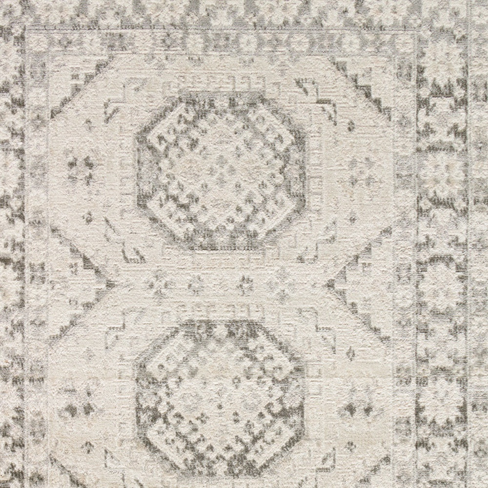 4" X 6" Gray Geometric Distressed Area Rug