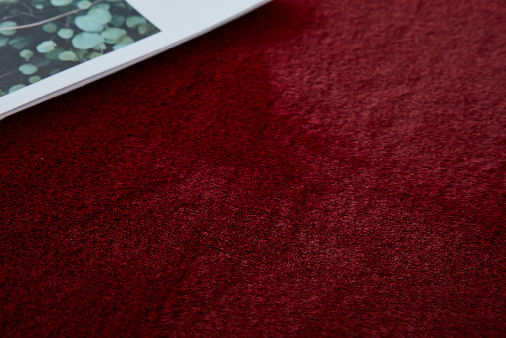 7" X 10" Burgundy FauX Fur Shag Non Skid Area Rug