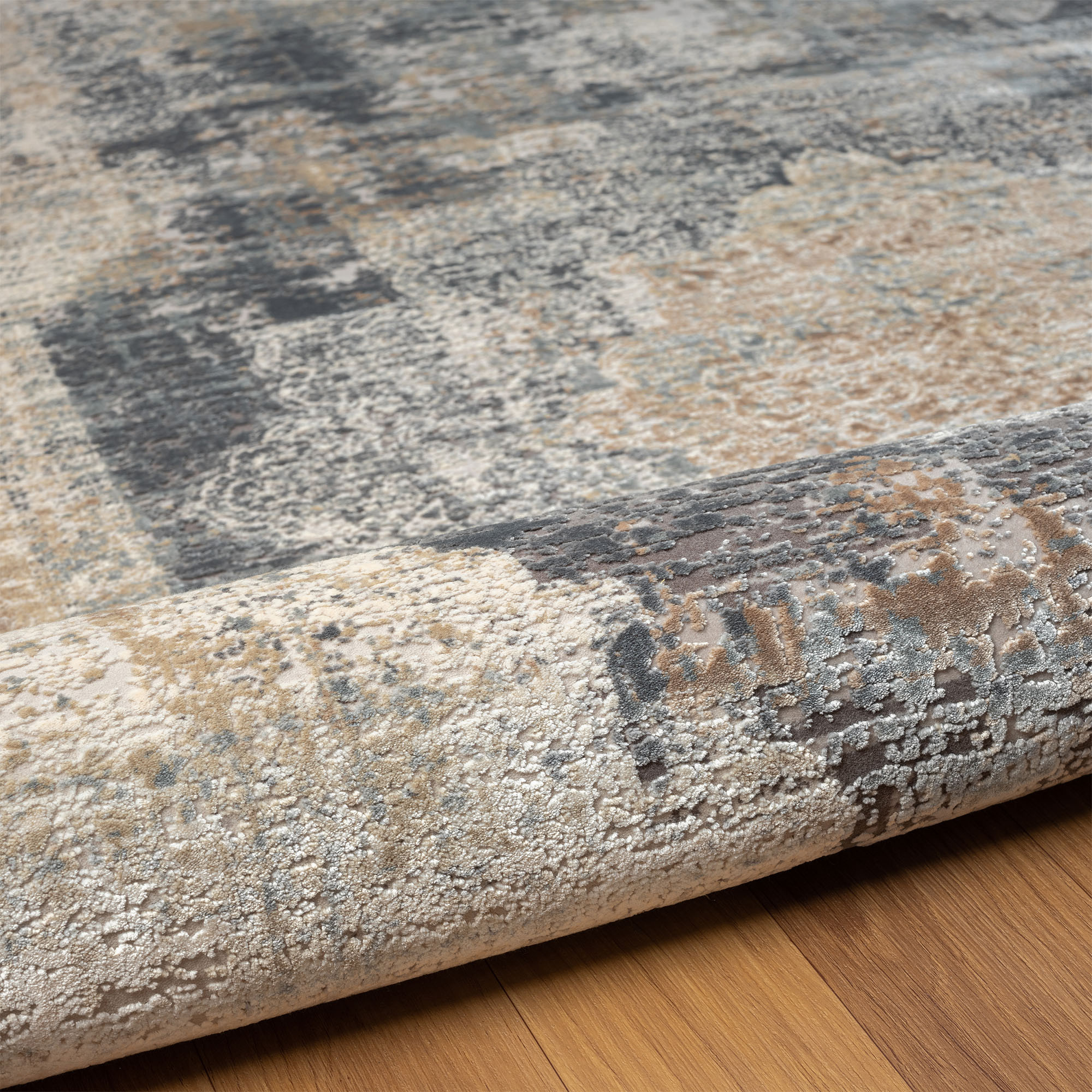 2" X 3" Beige and Gray Medallion Area Rug