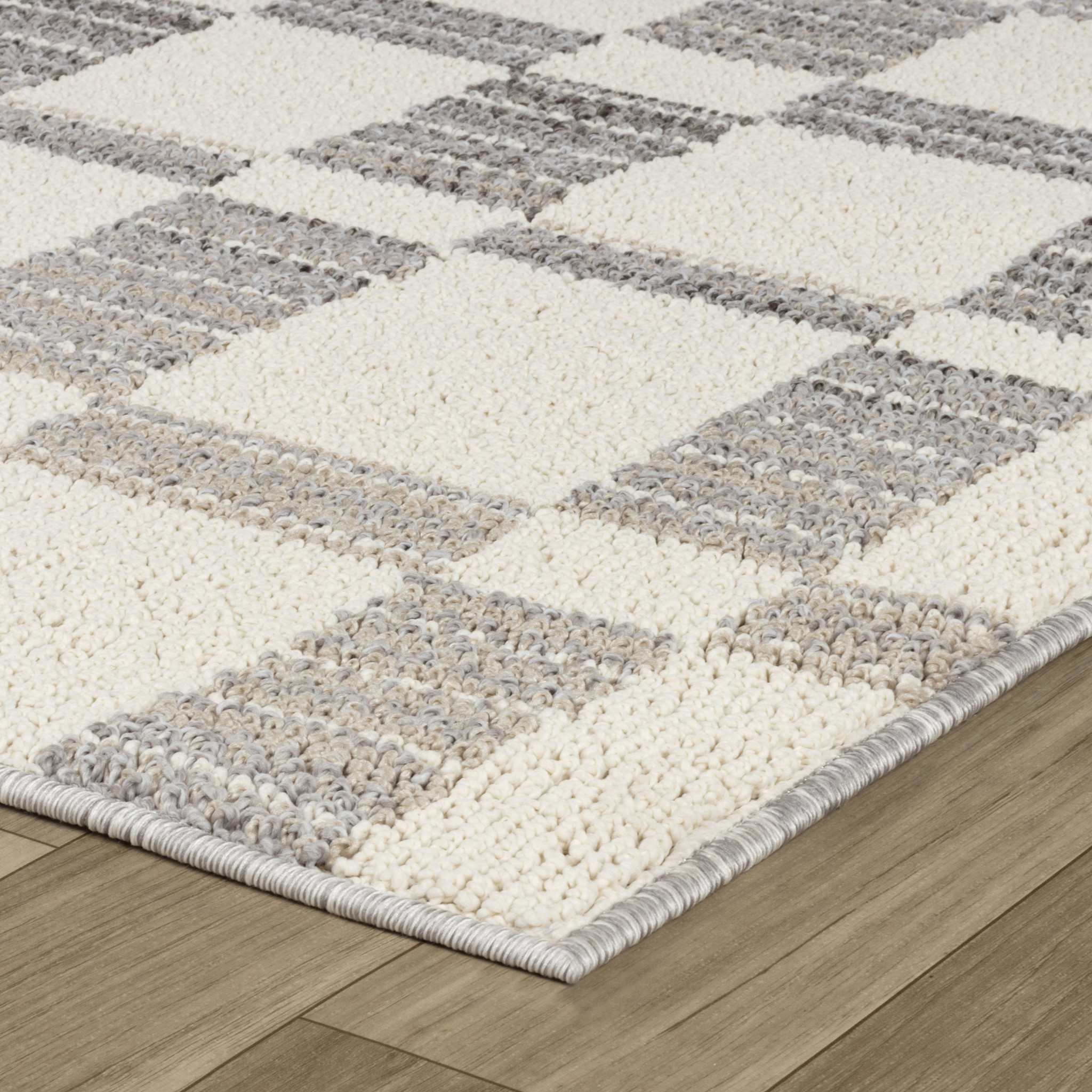 5" X 8" Gray and Beige Checkered Distressed Area Rug