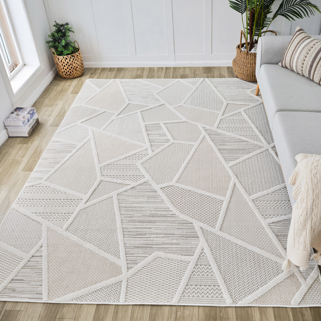 4" X 6" Cream and Beige Geometric Distressed Area Rug