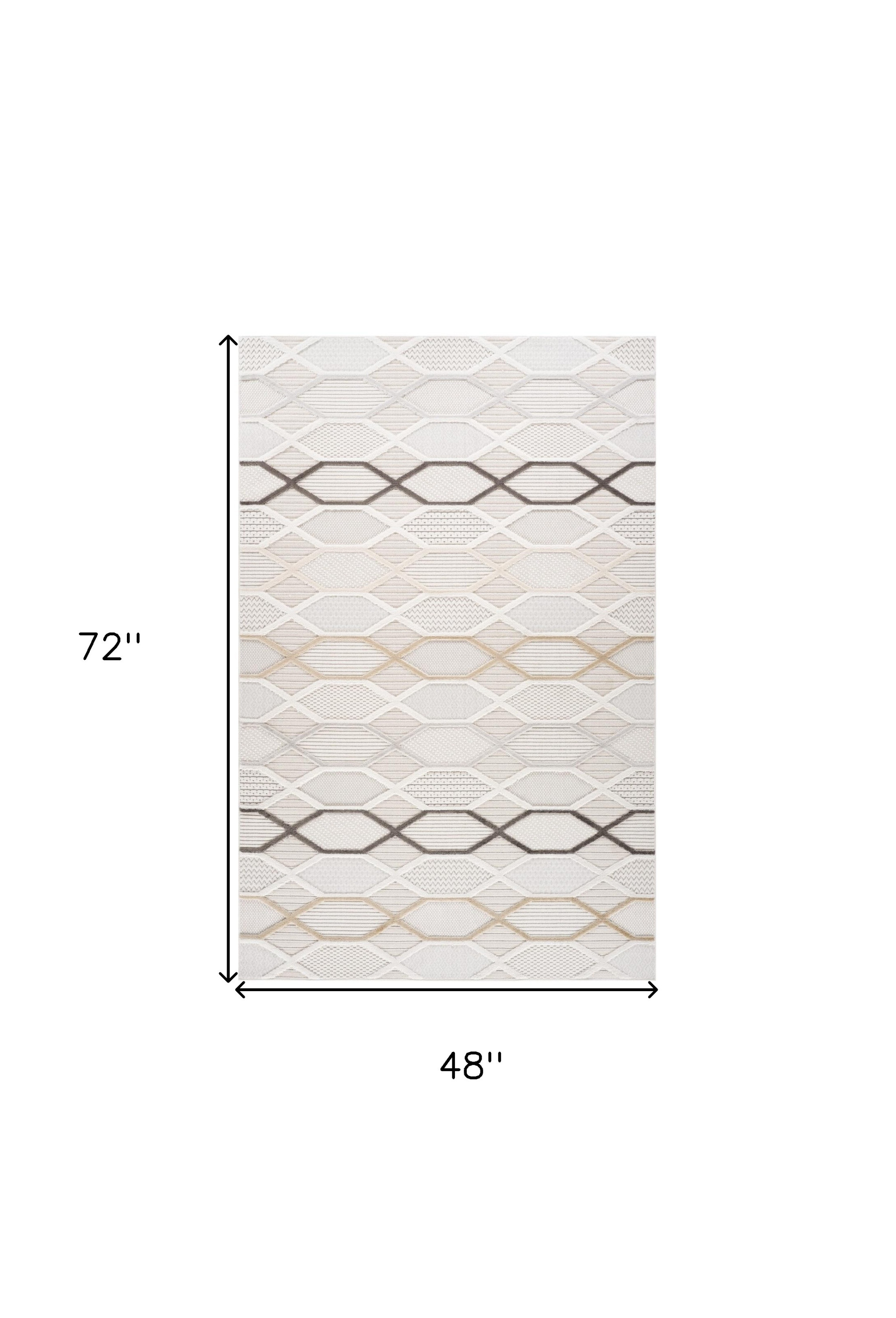 4" X 6" Cream and Beige Abstract Distressed Area Rug