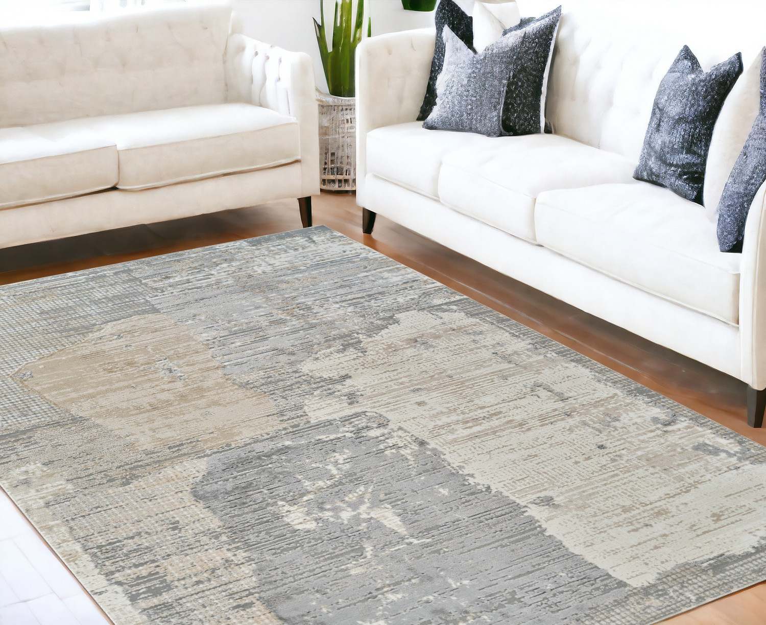 5" X 8" Gray and Cream Abstract Distressed Area Rug