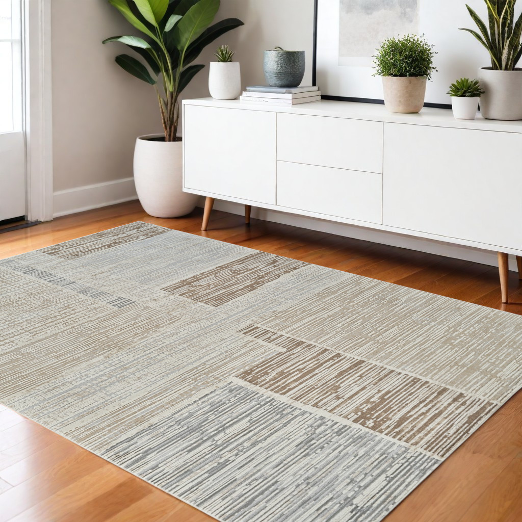 4" X 6" Beige and Brown Abstract Distressed Area Rug