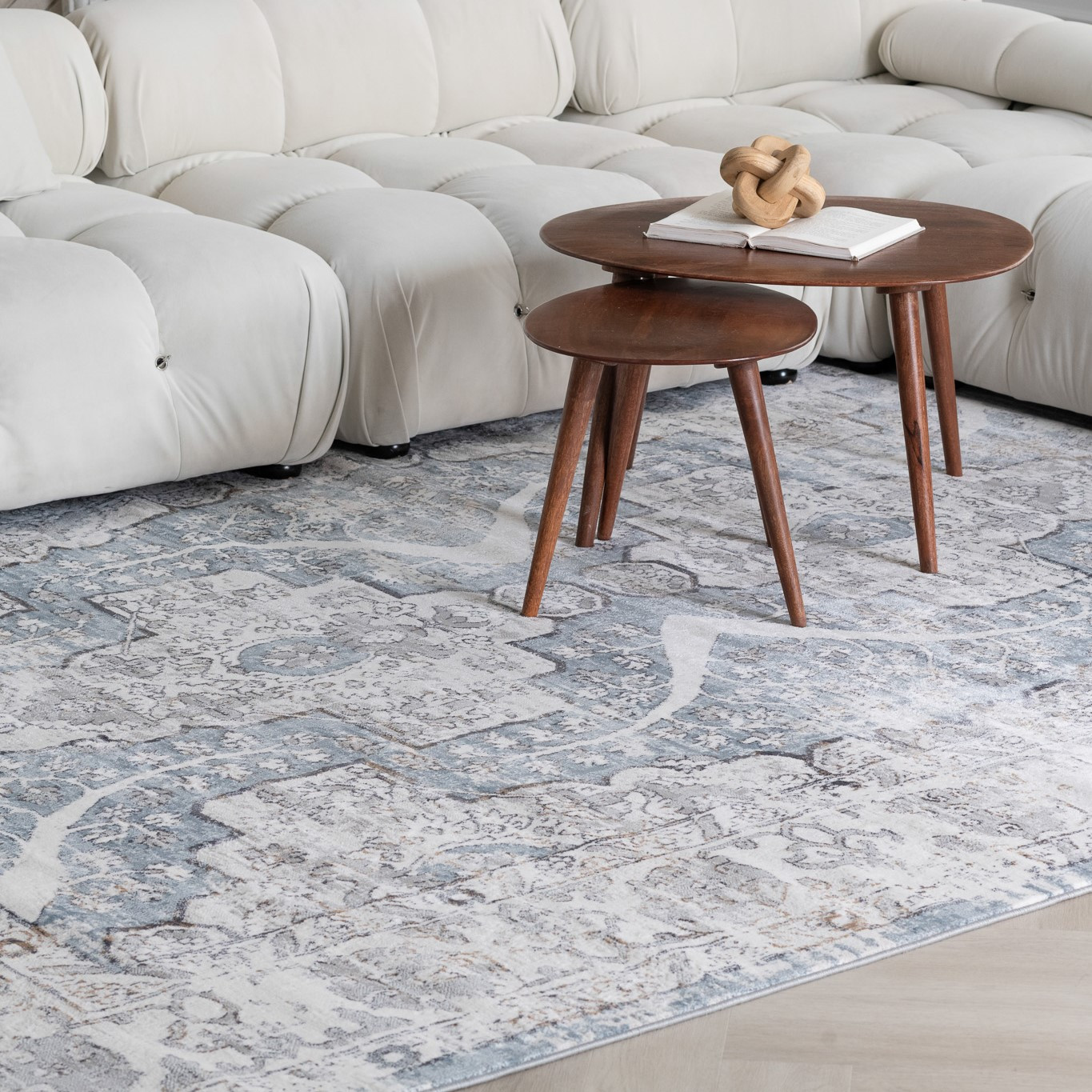 4" X 6" Blue and Gray Abstract Distressed Area Rug