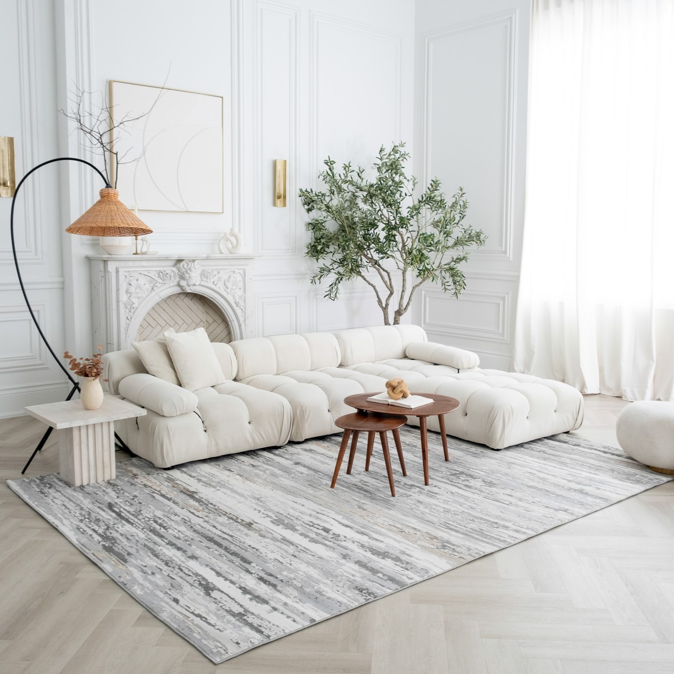 4" X 6" Gray and Beige Abstract Distressed Area Rug