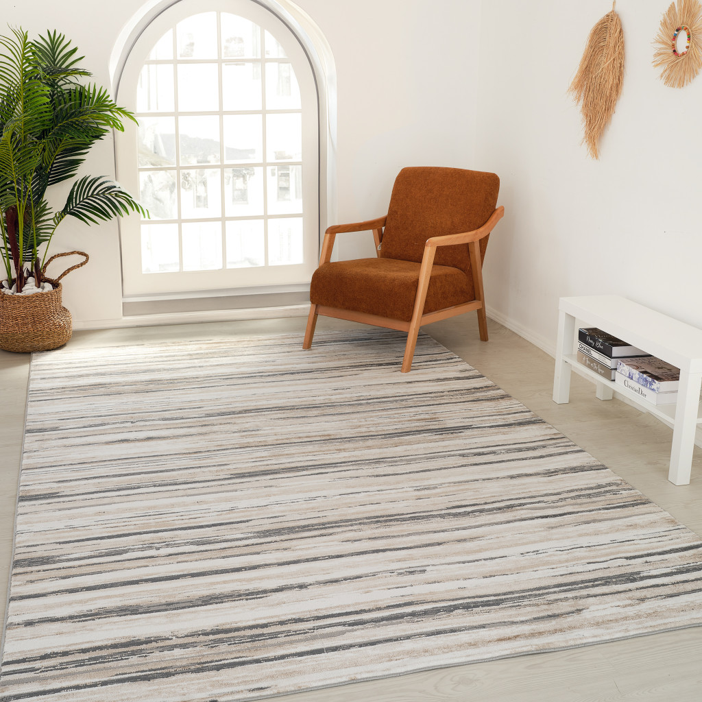 4" X 6" Gray and Beige Abstract Distressed Area Rug