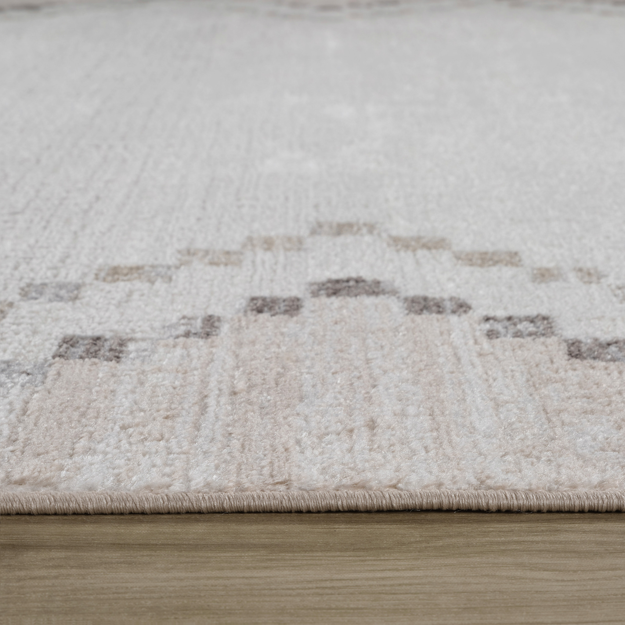 4" X 6" Beige and Brown Abstract Distressed Area Rug