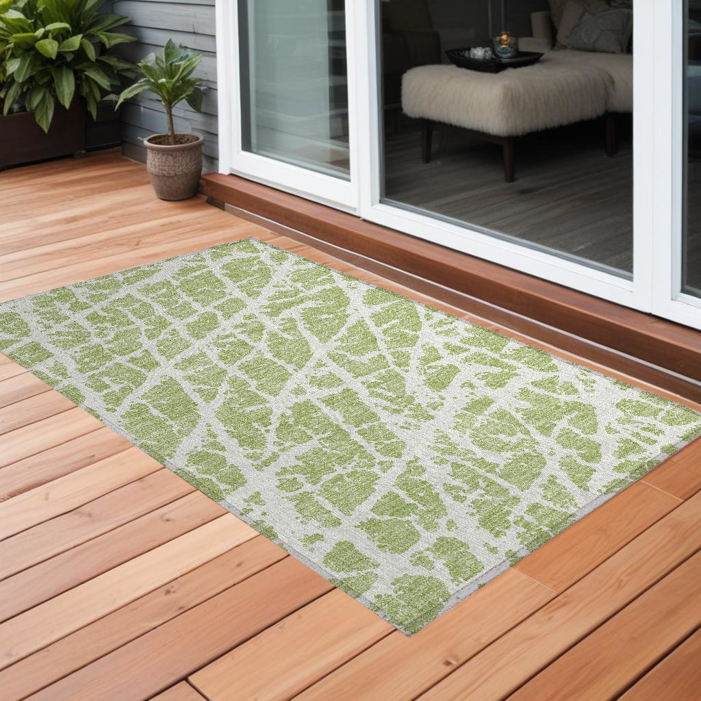 3' X 5' Green And White Abstract Washable Indoor Outdoor Area Rug-559625-1
