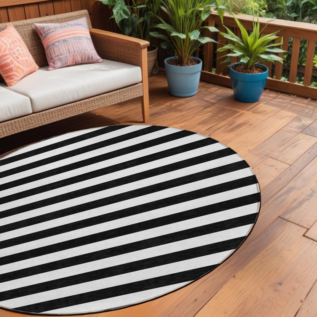 8' Round Black and White Round Striped Washable Non Skid Indoor Outdoor Area Rug-560803-1