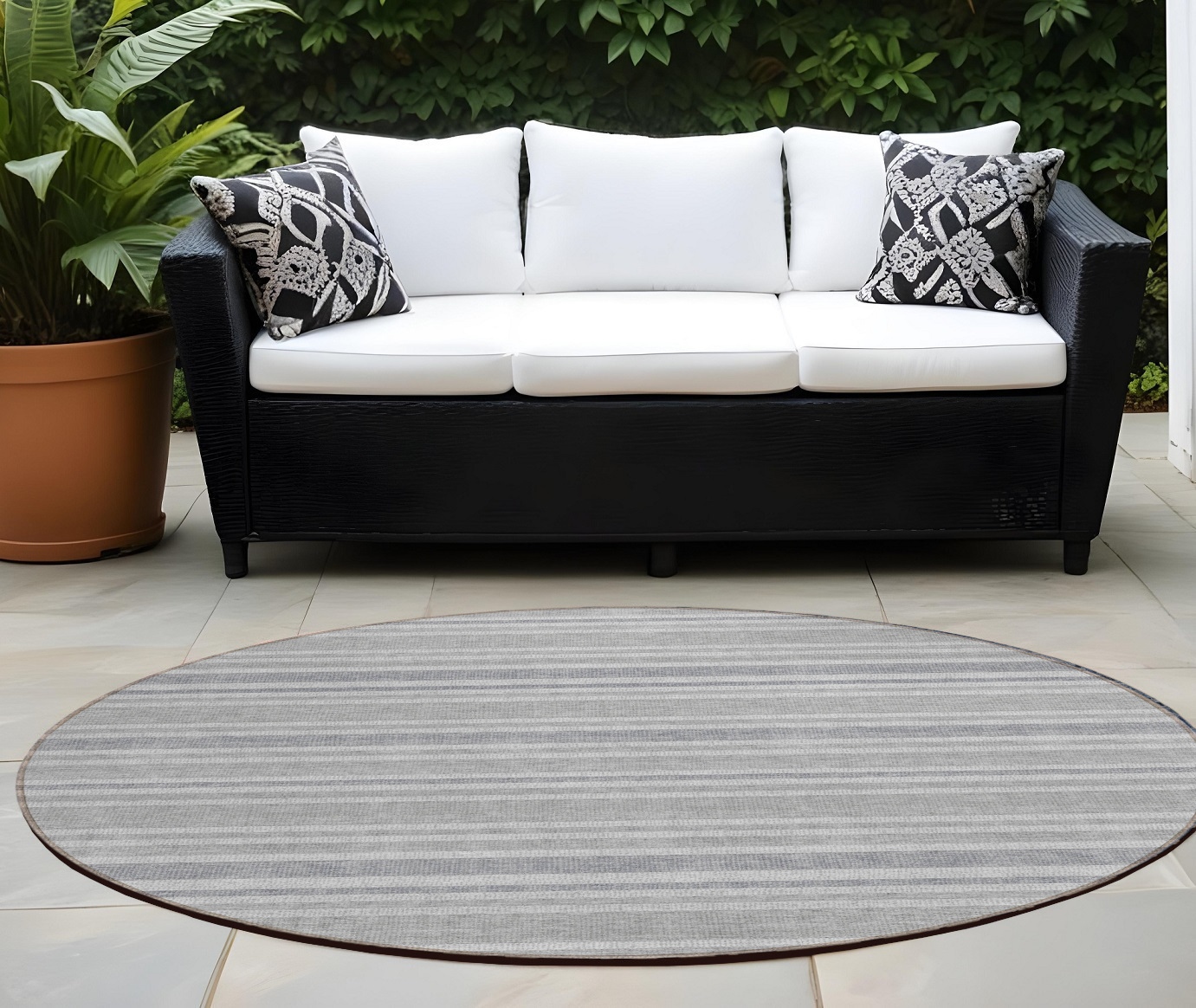 8' X 8' Black Silver and Gray Round Striped Washable Indoor Outdoor Area Rug-561262-1