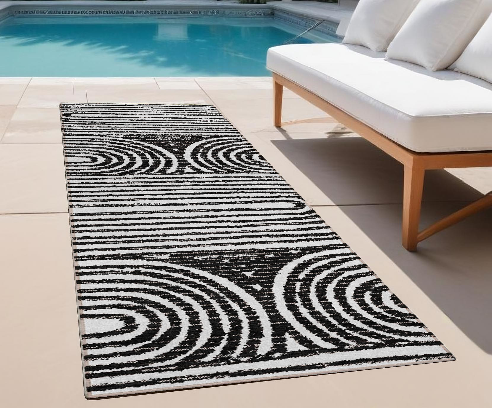 8' Runner Black and White Abstract Washable Non Skid Indoor Outdoor Runner Rug-561805-1