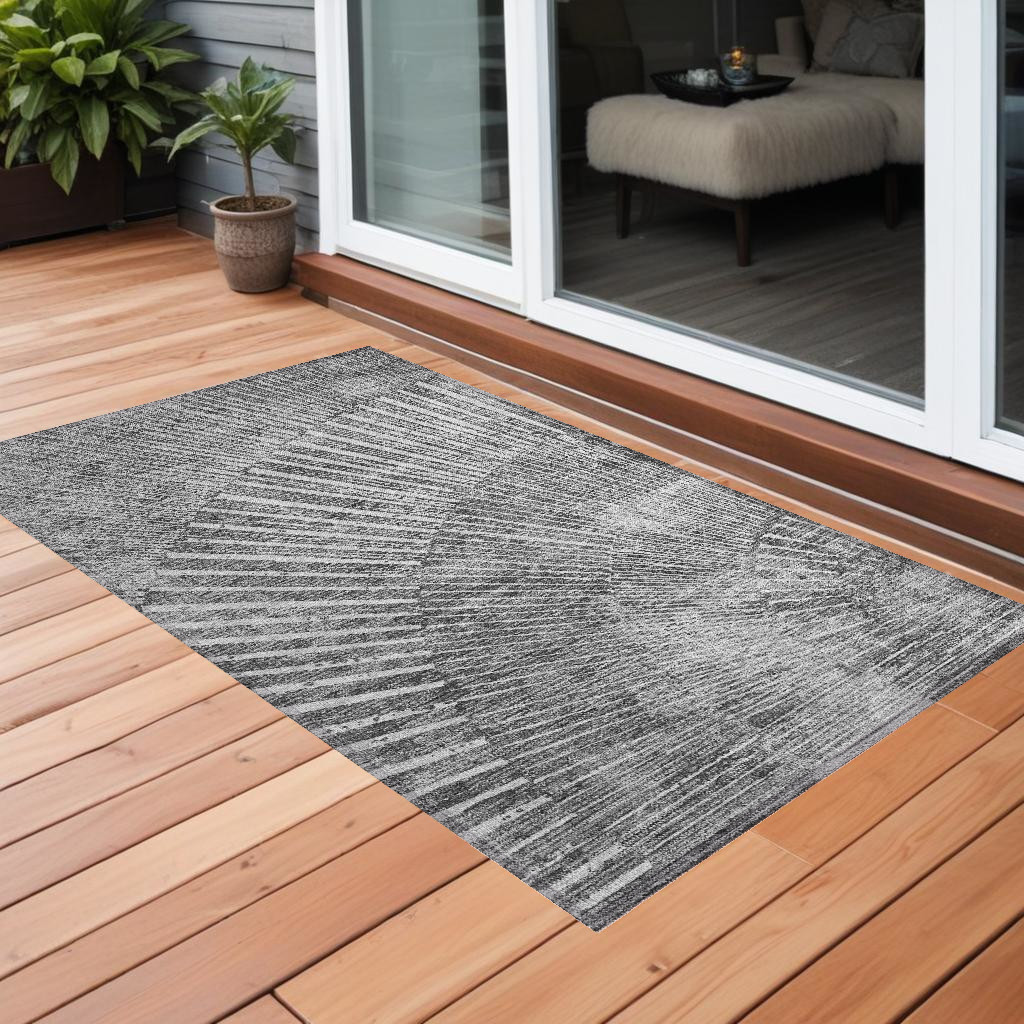 2' X 3' Gray and Ivory Abstract Washable Non Skid Indoor Outdoor Area Rug-561966-1