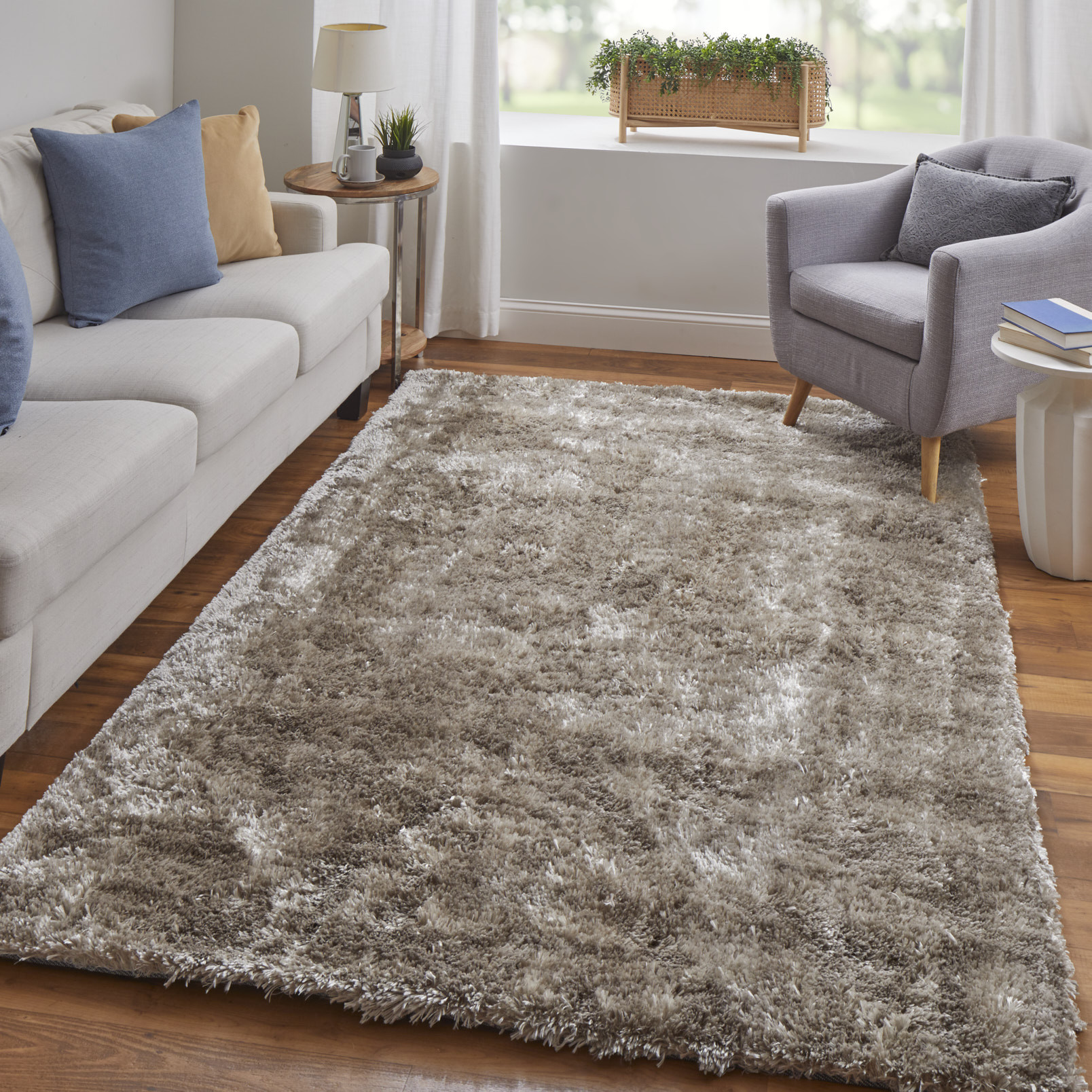 7" X 10" Gold Shag Hand Tufted Area Rug