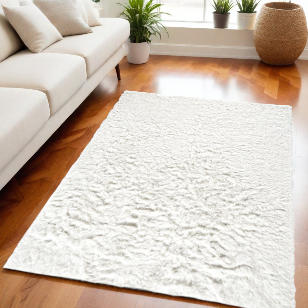 5" X 8" White Shag Hand Tufted Area Rug