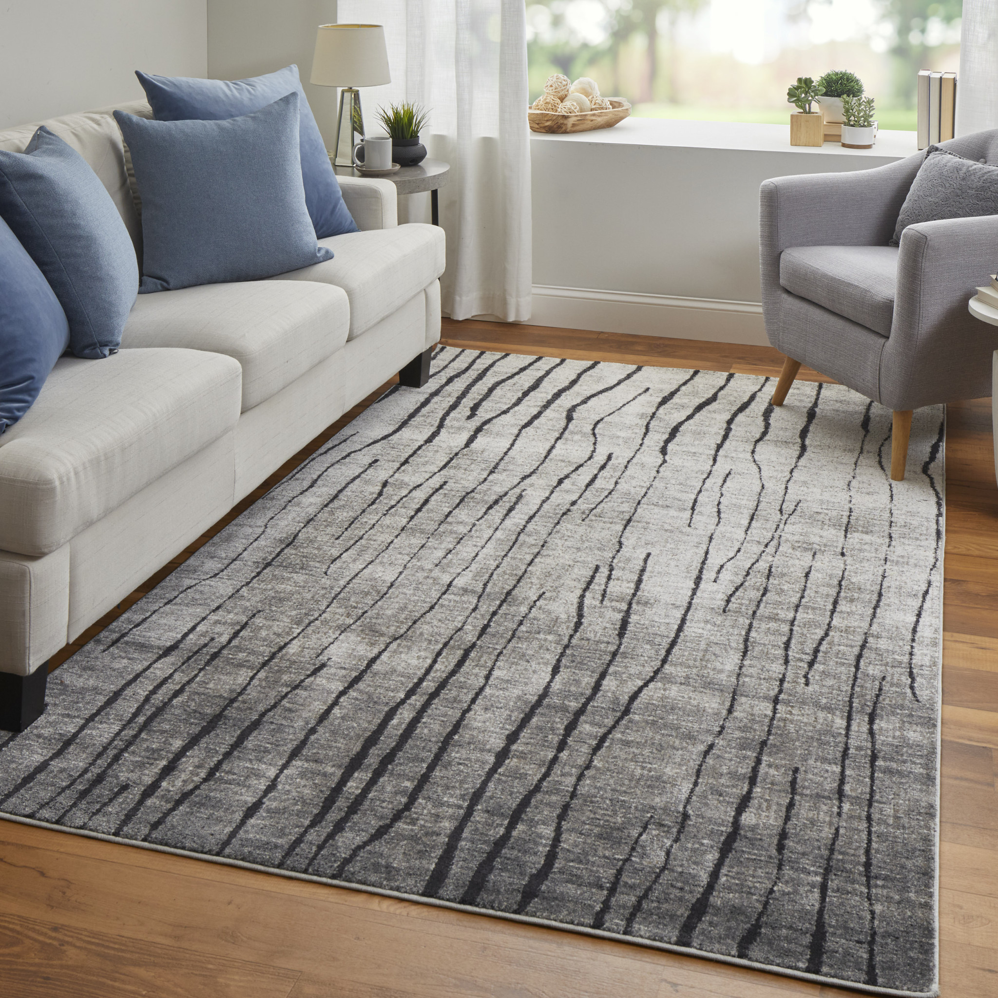 5" X 8" Gray and Black Abstract Power Loom Area Rug