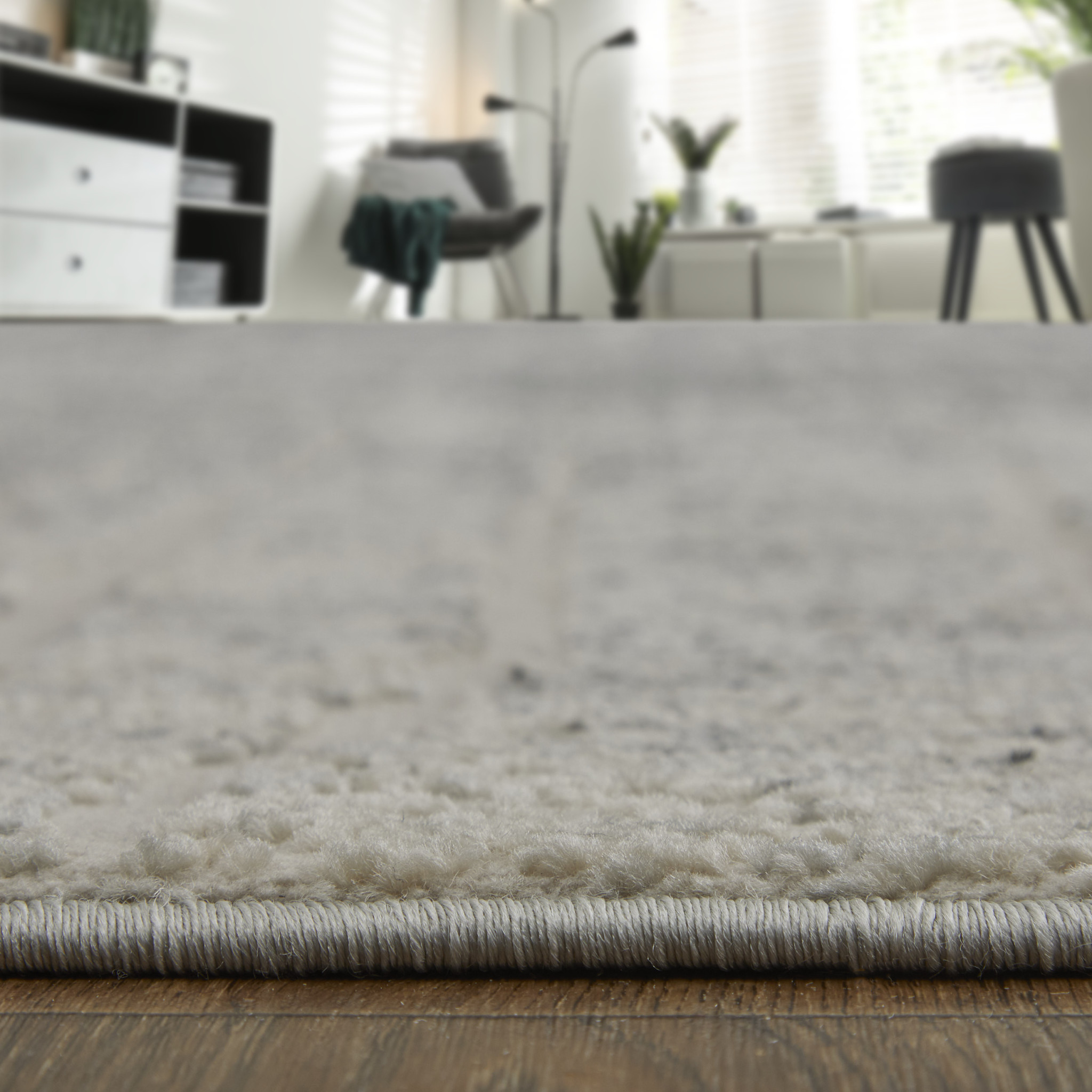 5" X 8" Ivory Gray and Black Abstract Power Loom Area Rug