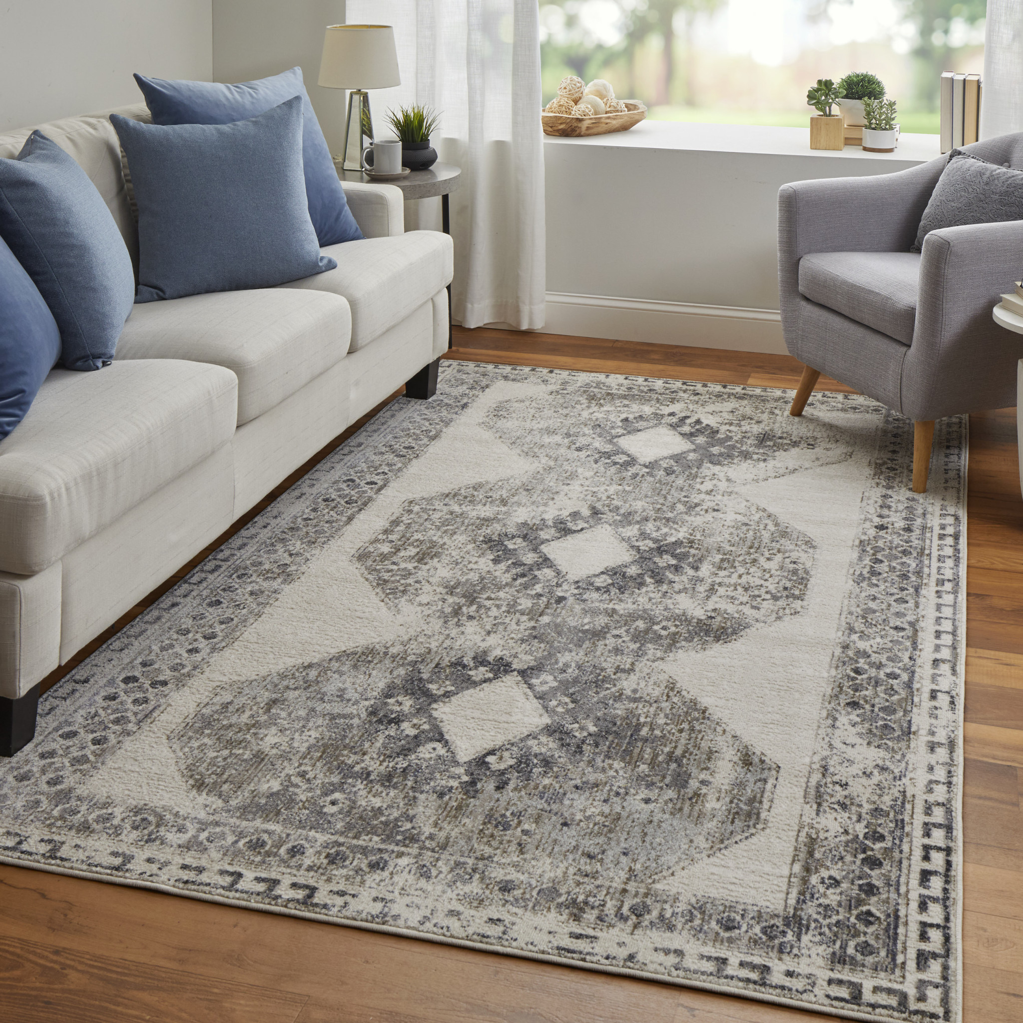 5" X 8" Gray and Ivory Abstract Power Loom Worn Faded Area Rug