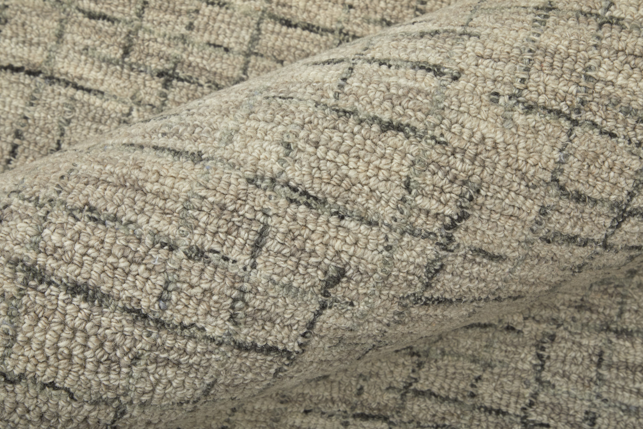 10" X 14" Ivory and Gray Wool Hand Tufted Distressed Area Rug