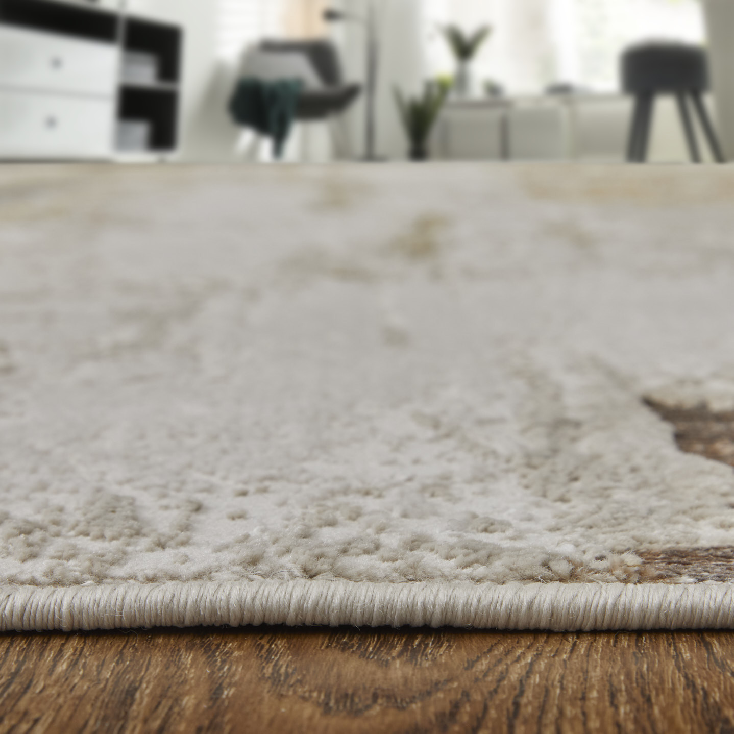 4" X 6" Ivory Gray and Brown Abstract Power Loom Area Rug