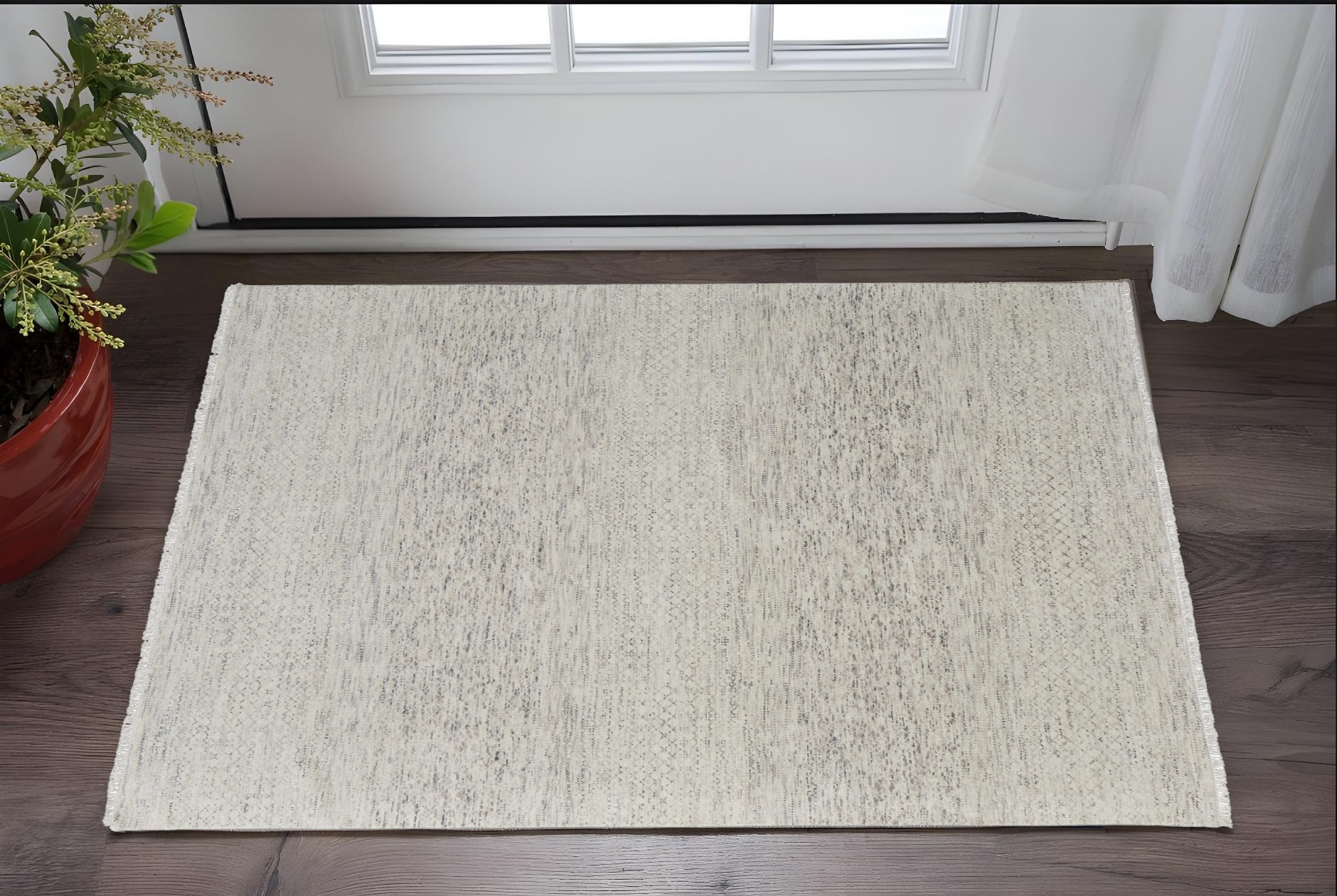 2' X 3' Ivory and Gray Wool Hand Knotted Area Rug With Fringe-566678-1